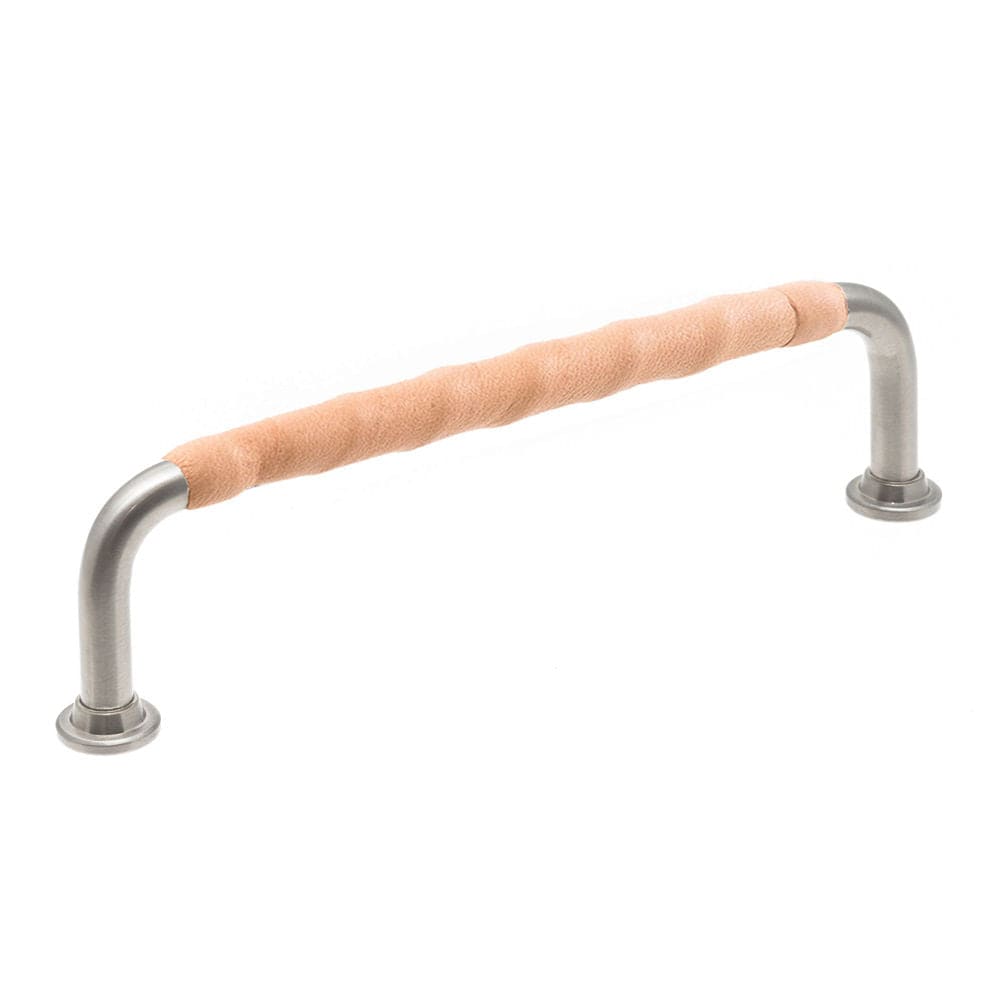 1353 Twist | Greb i Rustfrit Stål Finish med Natur Læder L 142 mm (C/C 128 mm) Et Al FINICC