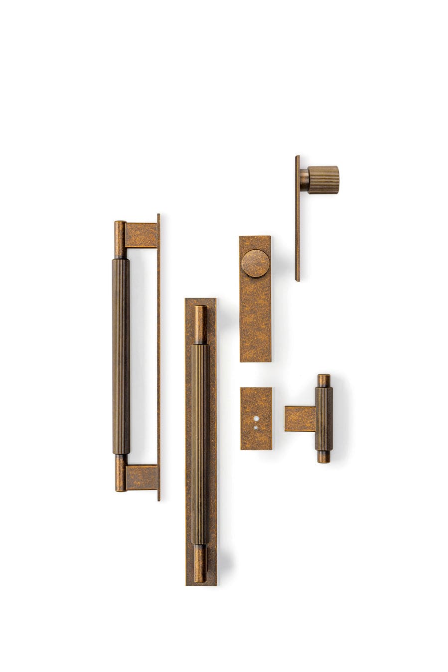Arpa Plate | Knop i Antik Messing L 100 mm x D 33 mm Viefe FINICC