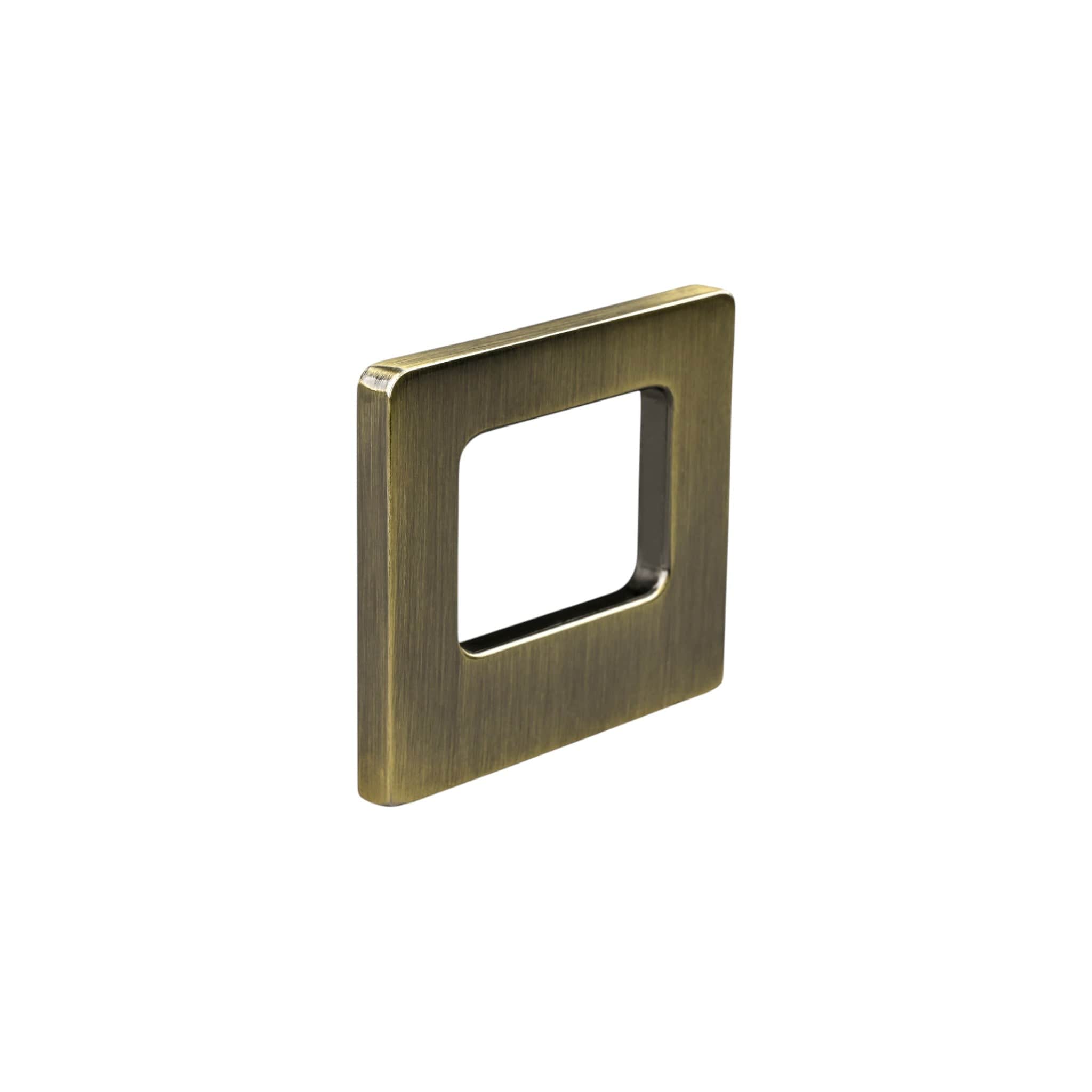Benidorm | Knop i Antik Messing L 50 mm (C/C 32 mm) Theofils TF-11872681SP FINICC