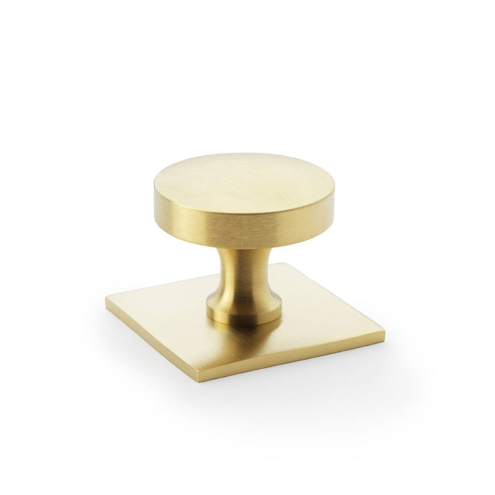 Bullion | Knop i Børstet Messing med Lak Ø 38 mm x D 29 mm Alexander & Wilks AW835-38-SBPVD FINICC