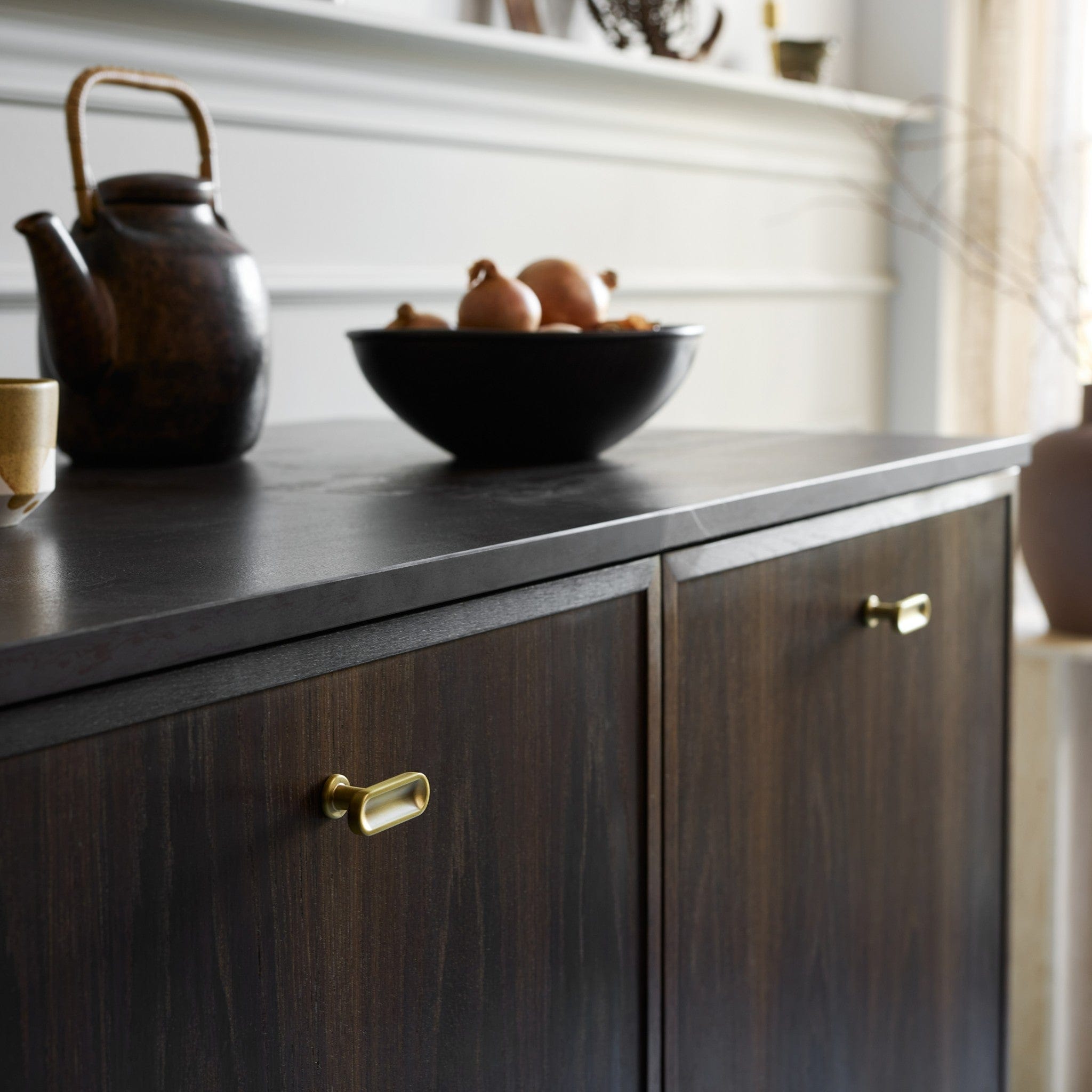 Chateau T-Bar | Knop i Børstet Messing L 52 mm x D 30 mm Furnipart FINICC