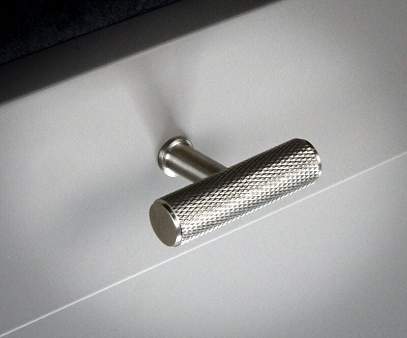 Crispin T-Bar Knurled | Greb/Knop i Blank Nikkel L 55 mm x D 38 mm Alexander & Wilks AW801-55-PN FINICC