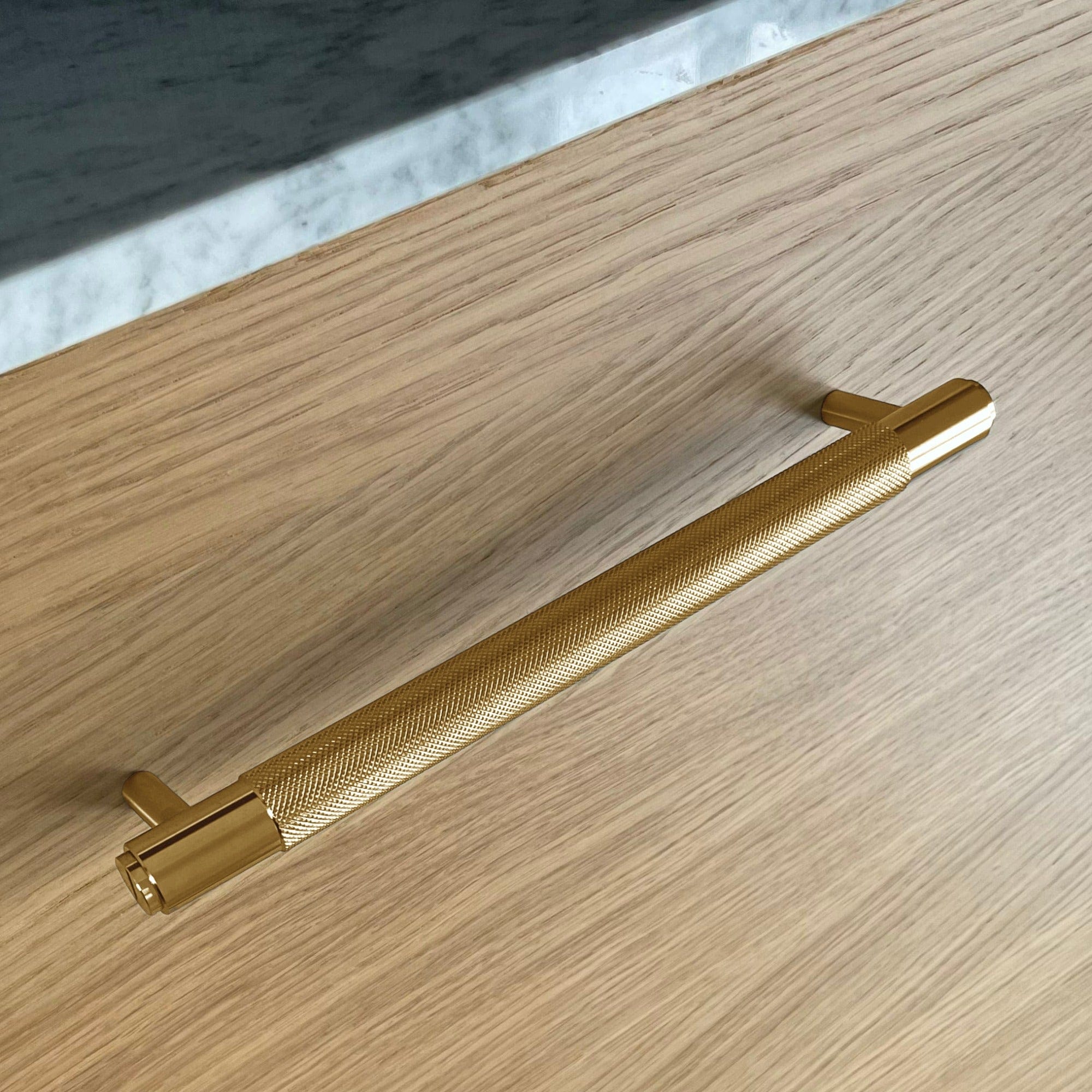 Cross | Greb i Messing med Lak Buster + Punch FINICC