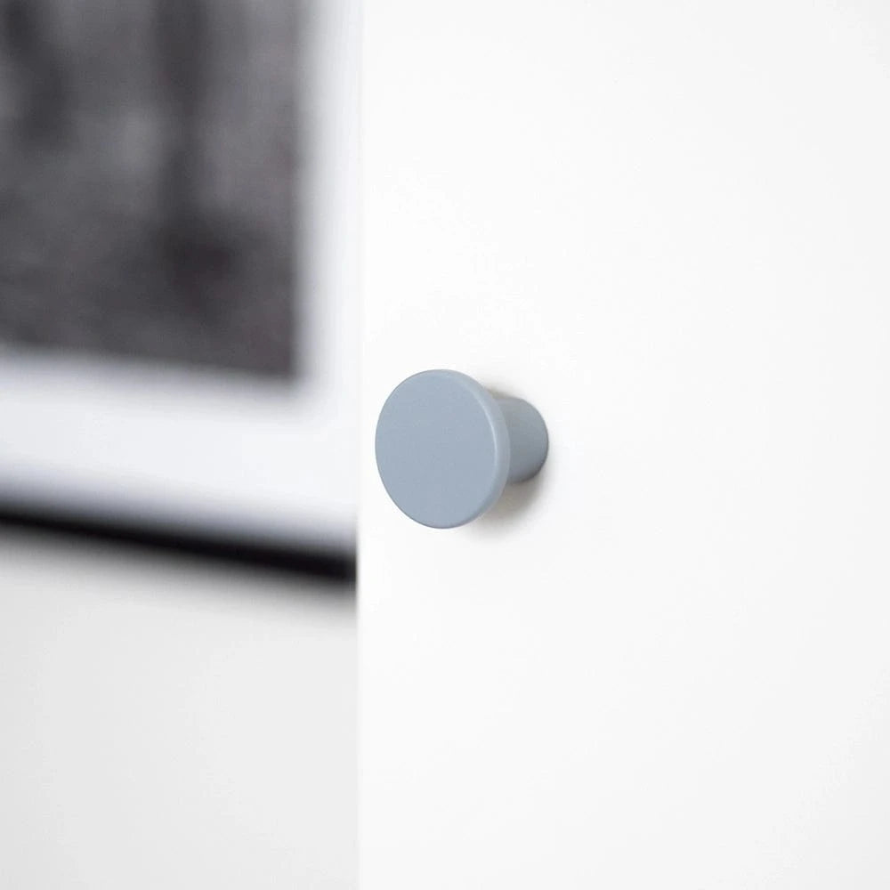 Dotty | Knop i Blå Ø 28 mm x D 23 mm Et Al LF-8342-28-28 FINICC
