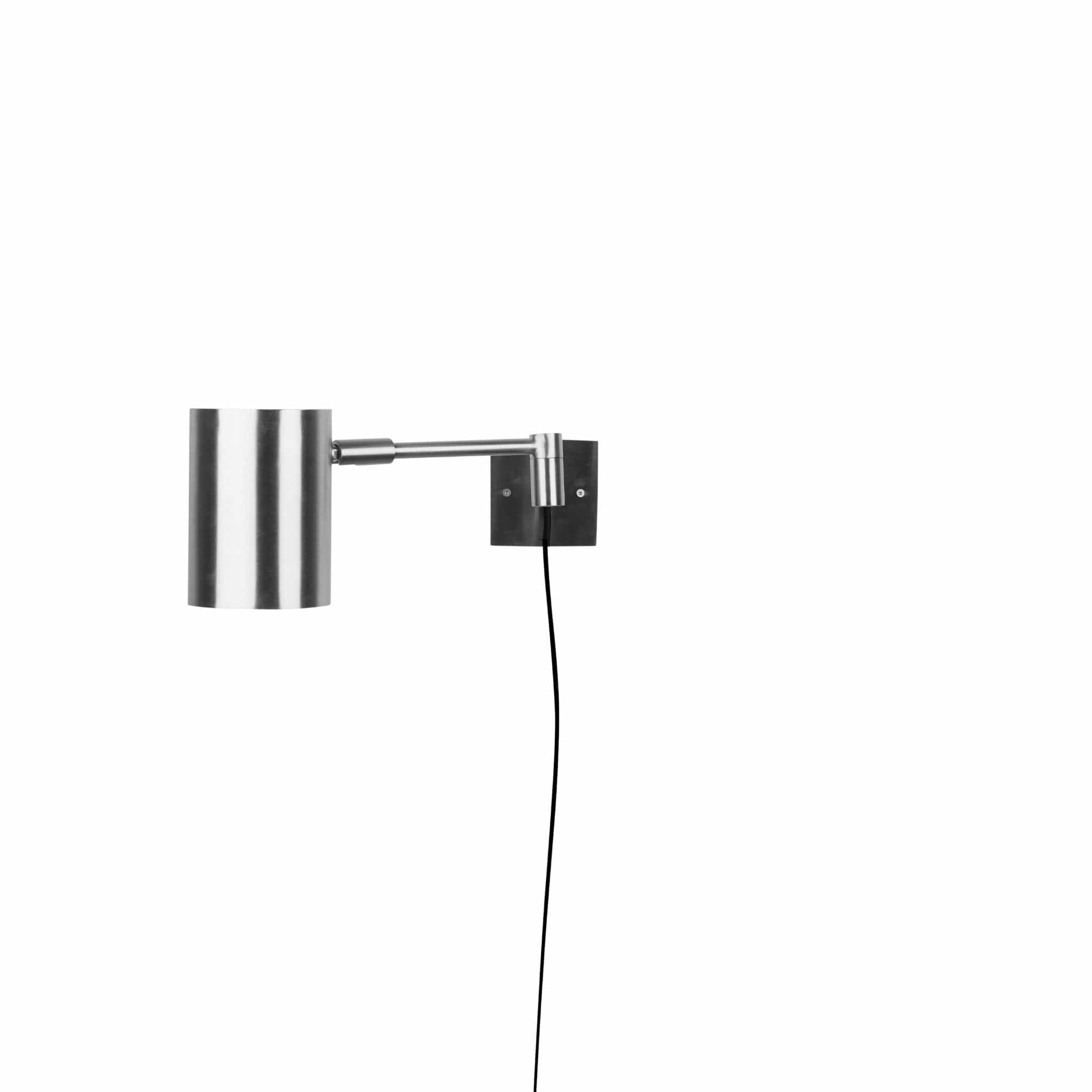 Hali Swing | Væglampe i Mat Stål Ø 10 cm x D 44 cm H. Skjalm P. FINICC