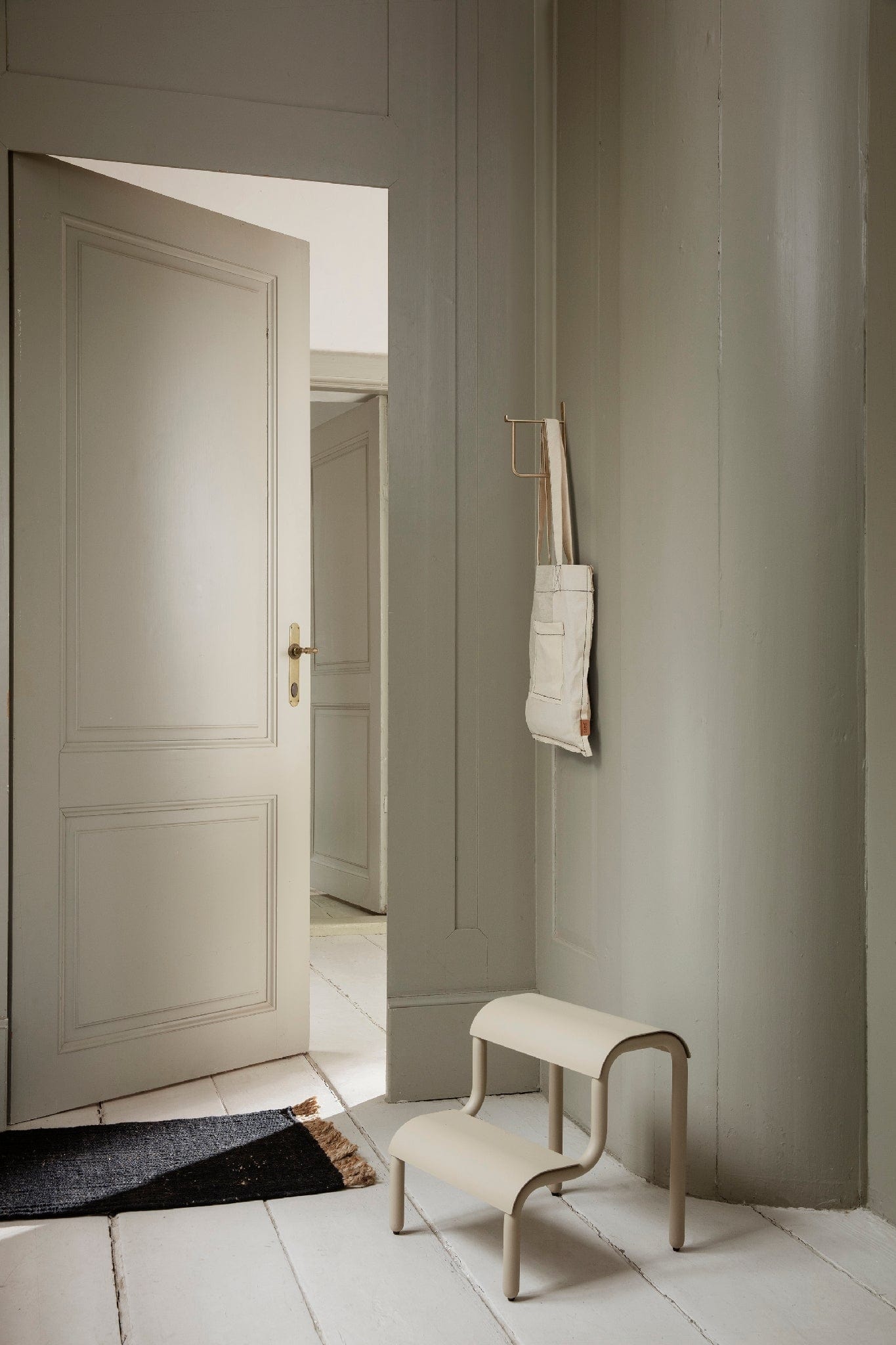 Hang Rack | Knage i Messing H 19 cm x D 12 cm ferm LIVING FL-1104264510 FINICC