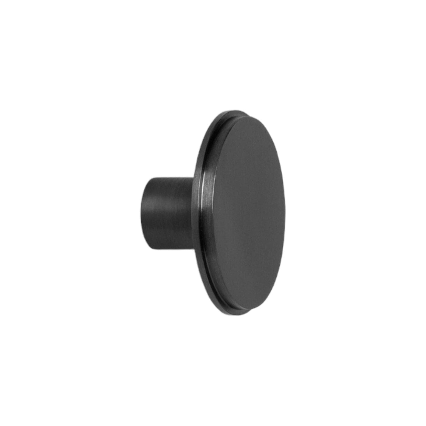 Hook Large | Knop/Knage i Sortoxideret Messing Uden lak Ø 48 mm x D 25 mm ferm LIVING FINICC