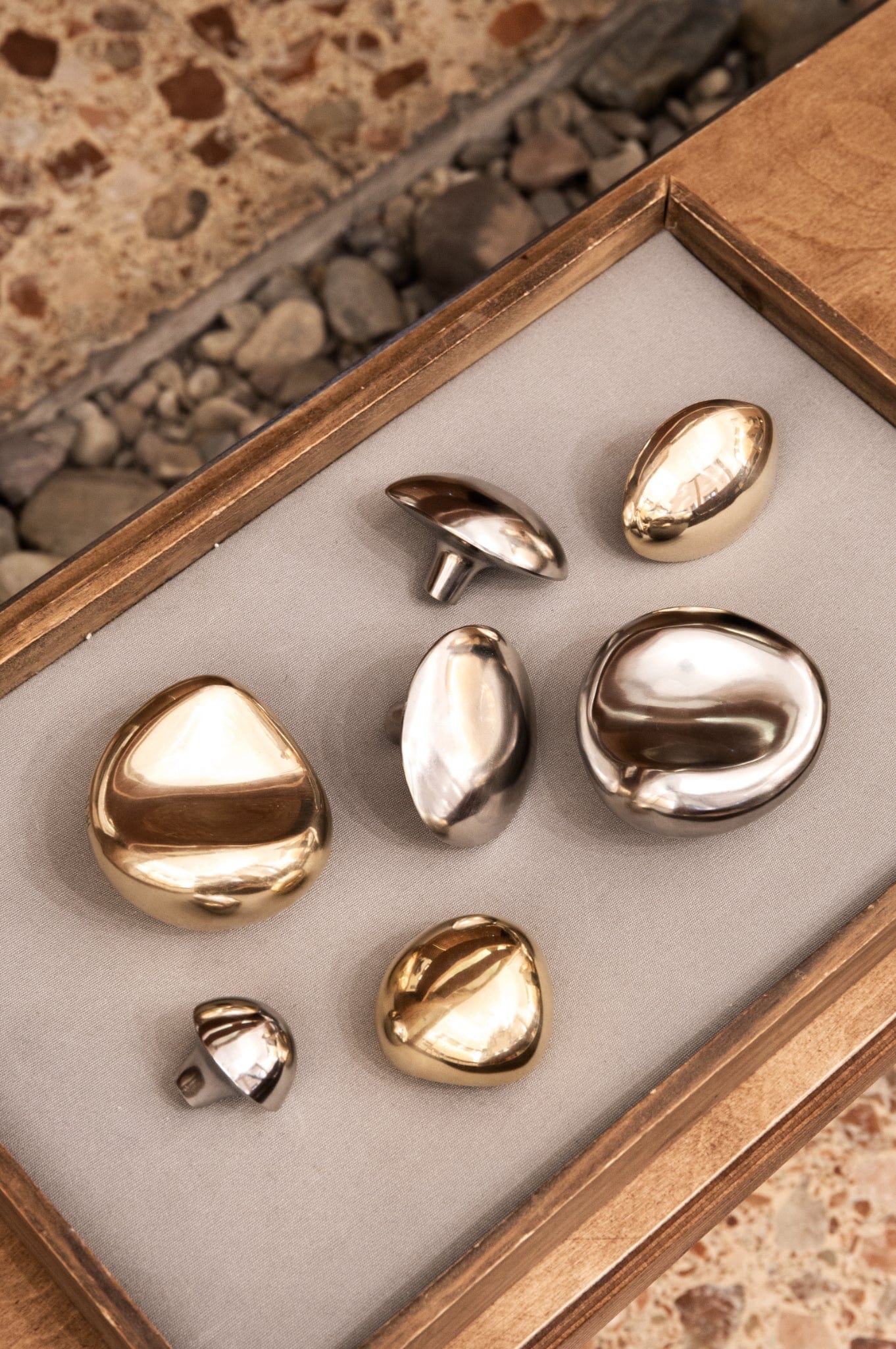 Lemon | Knop/Knage i Blank Messing Uden lak L 50 mm x B 70 mm ferm LIVING FL-110065501 FINICC