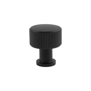 Lucia Reeded | Knop i Sort