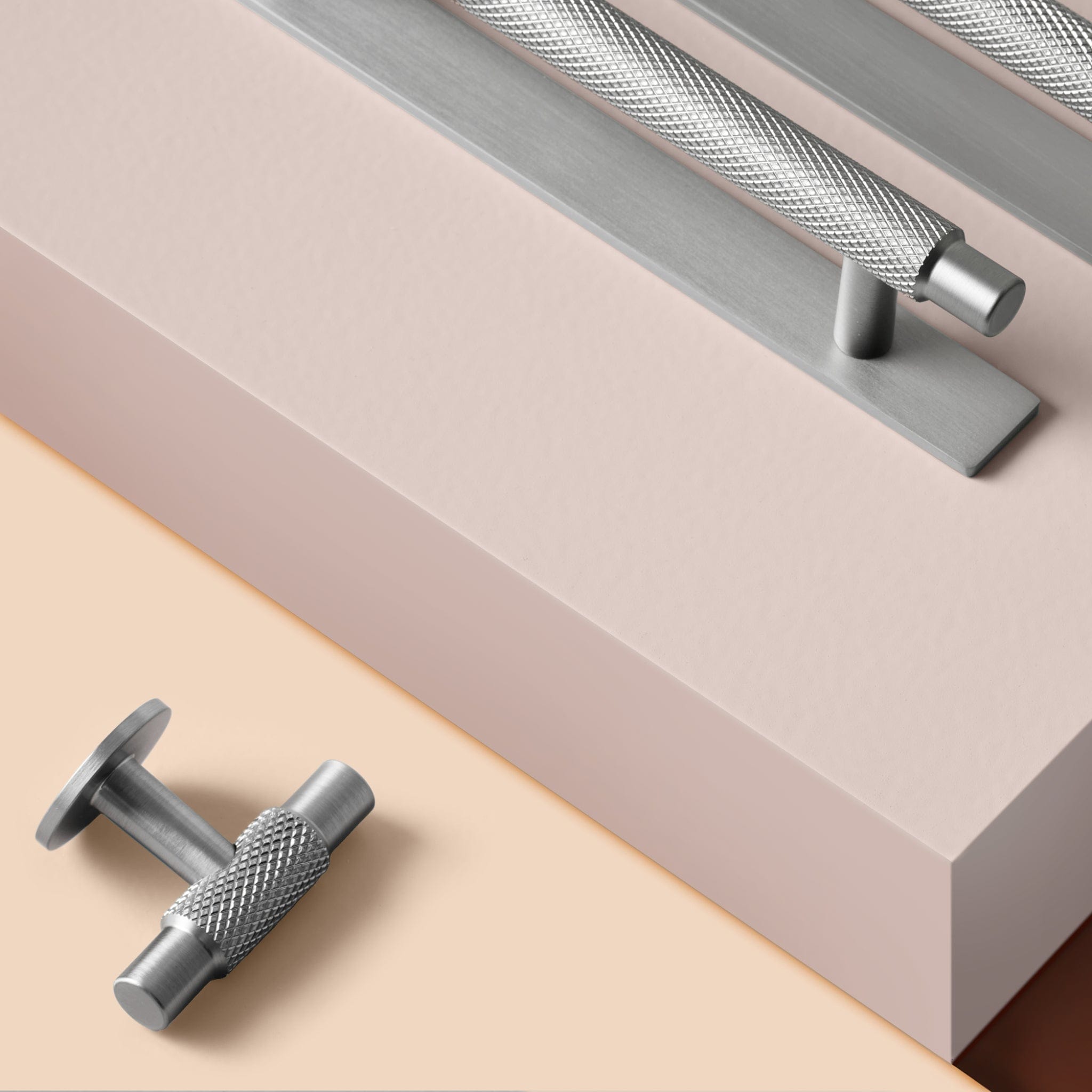 Manor T-Bar | Greb/Knop i Rustfrit Stål Finish L 54 mm x D 39 mm Furnipart FINICC