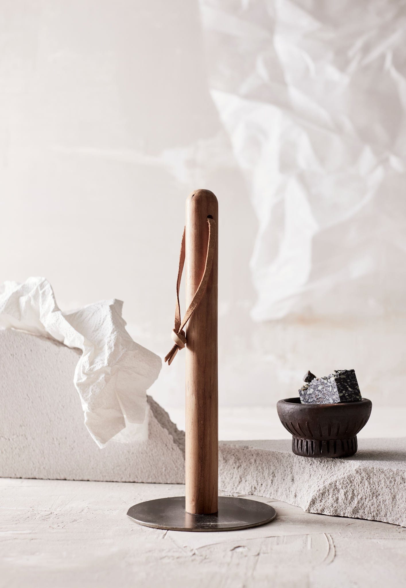 Nate | Køkkenrulleholder i Teak Muubs MU-1121524101 FINICC