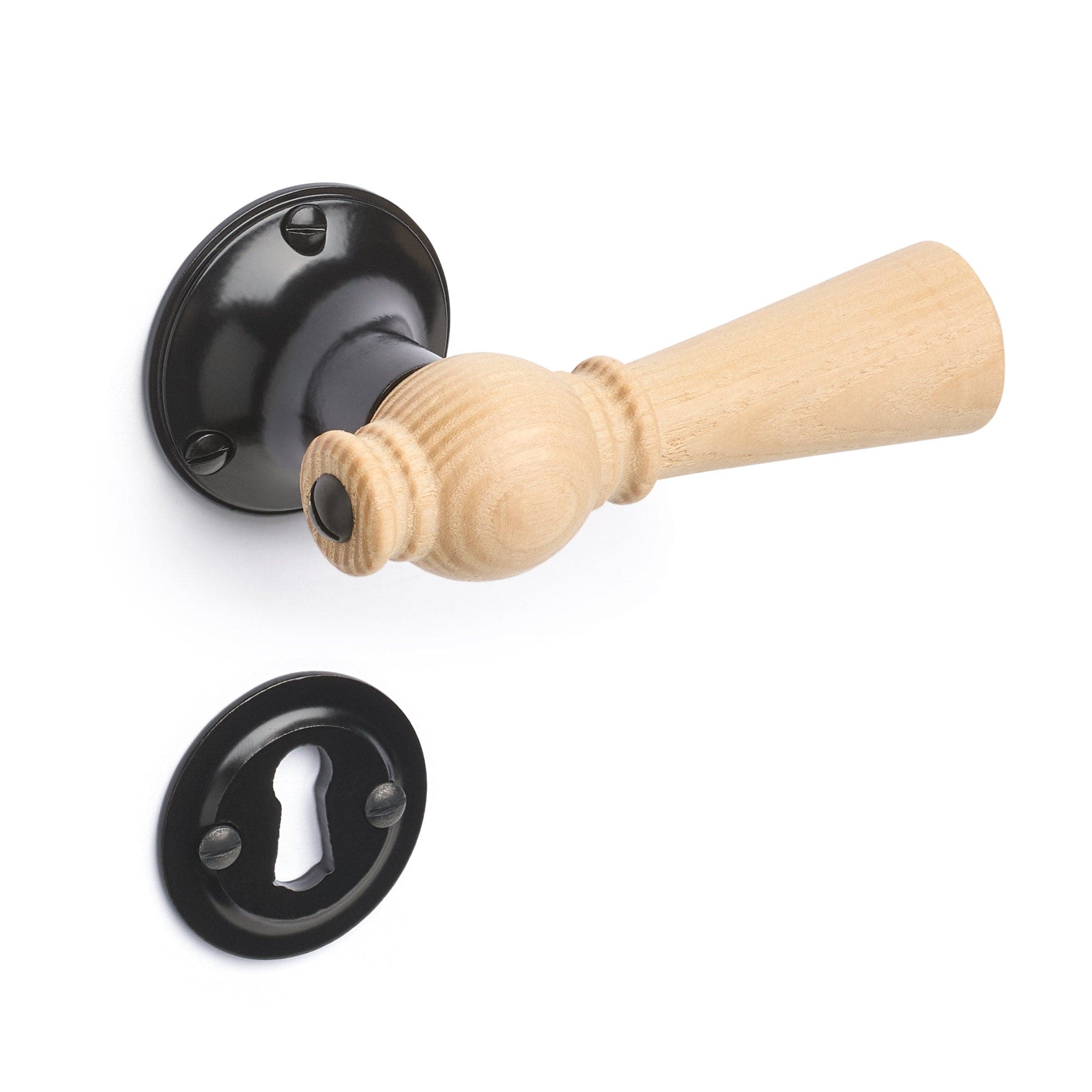 Østerbro | Dørhåndtag i Asketræ med klassiske rosetter og nøgleskilte i Sortlakeret Messing L 111 mm (C/C 30 mm) Sibes ØB-AS-1770-SO FINICC