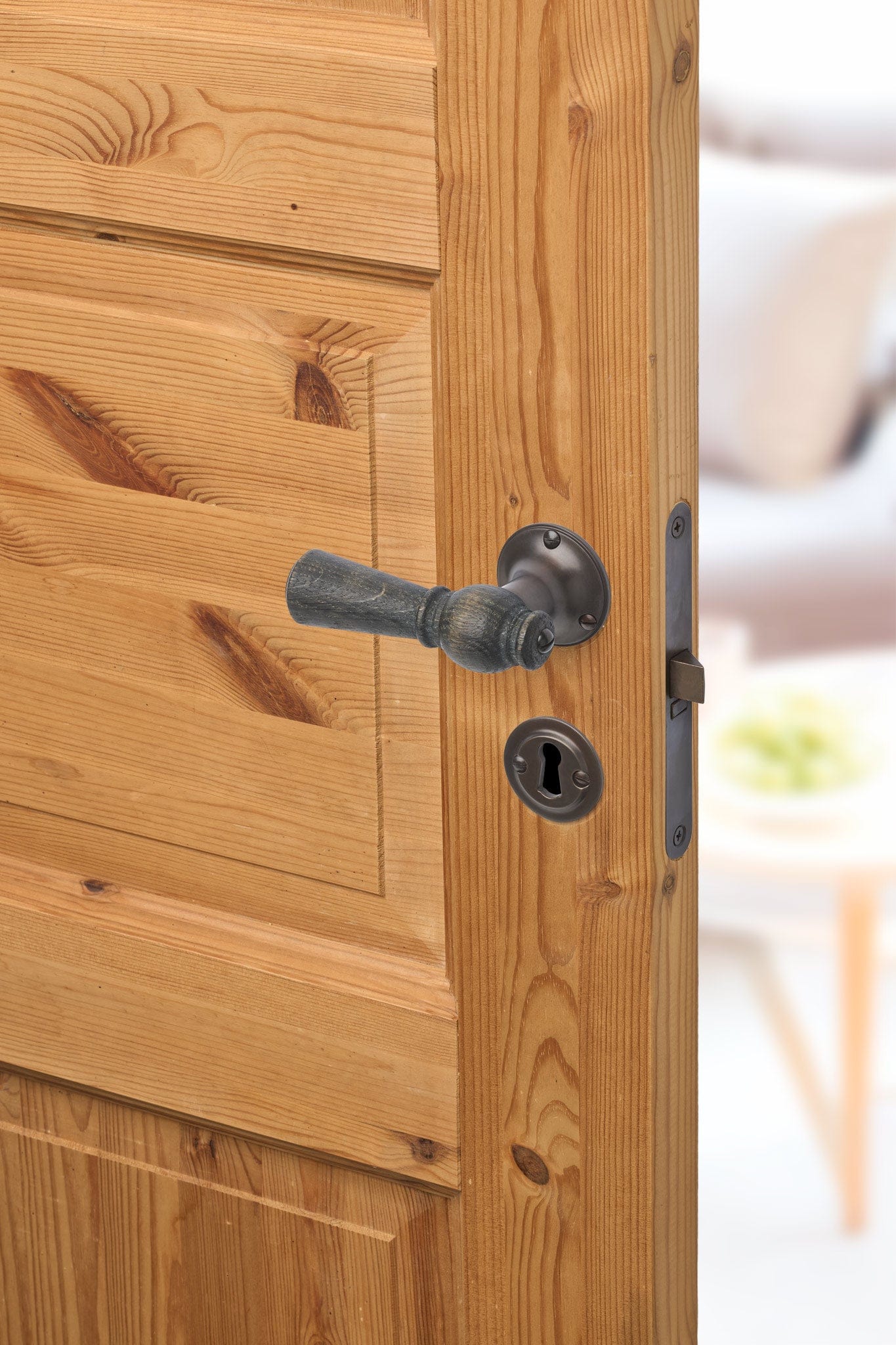 Østerbro | Dørhåndtag i Røget Eg med klassiske rosetter og nøgleskilte i Bruneret Messing L 111 mm (C/C 30 mm) Sibes ØB-ER-1770-BB FINICC