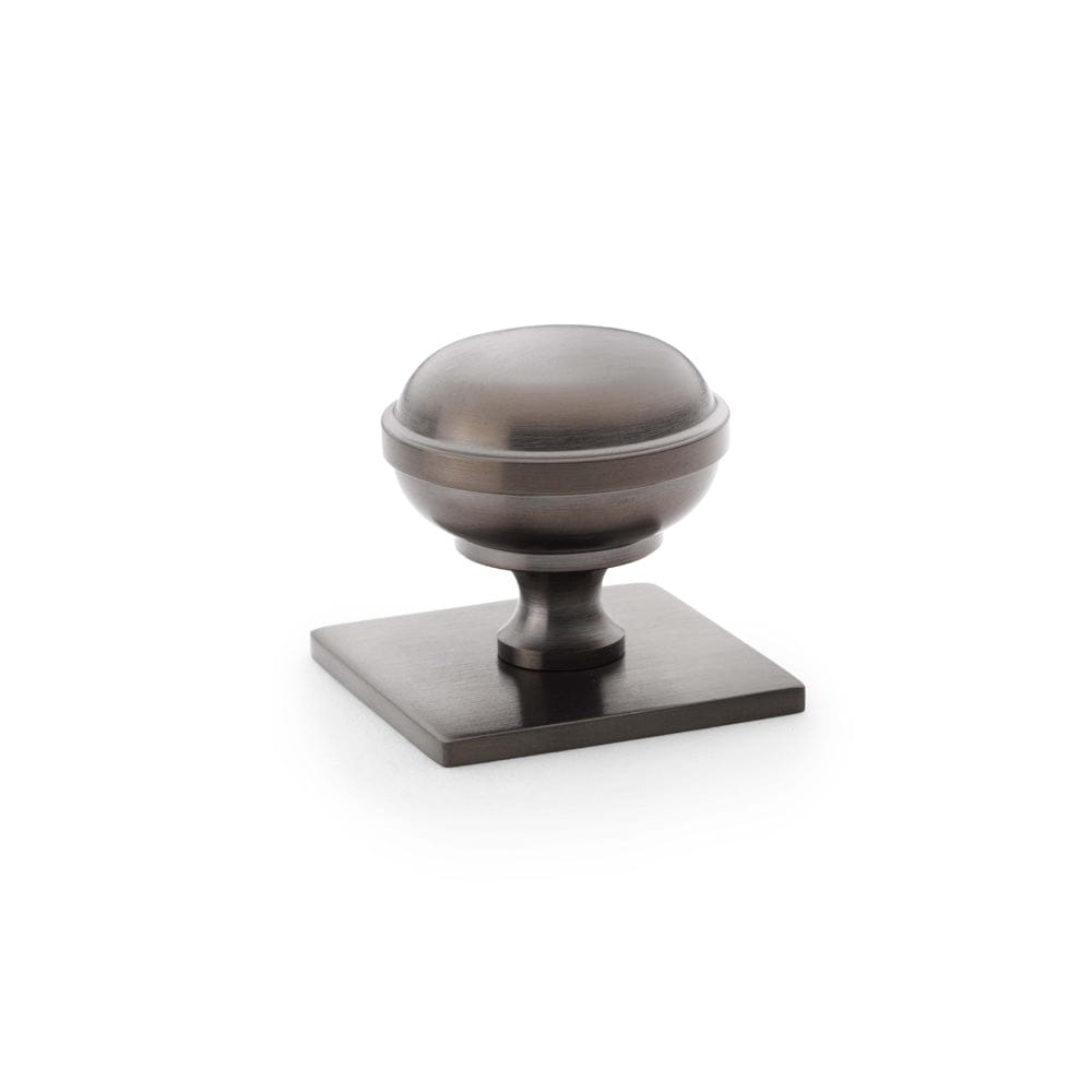 Quantock | Knop i Dark Bronze Ø 34 mm x D 36 mm Alexander & Wilks AW826-34-DBZPVD FINICC