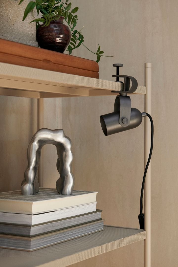 Ruuvi Lamp - Blackened Iron ferm LIVING FL-1104266767 FINICC