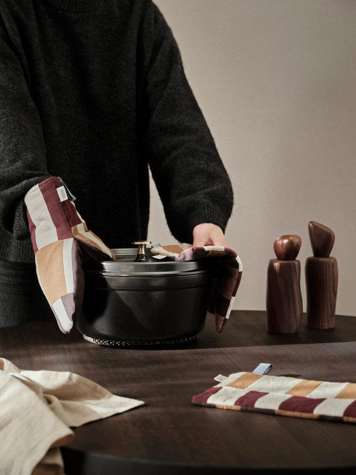 Section Oven Mitt - Patchwork ferm LIVING FL-1104268706 FINICC