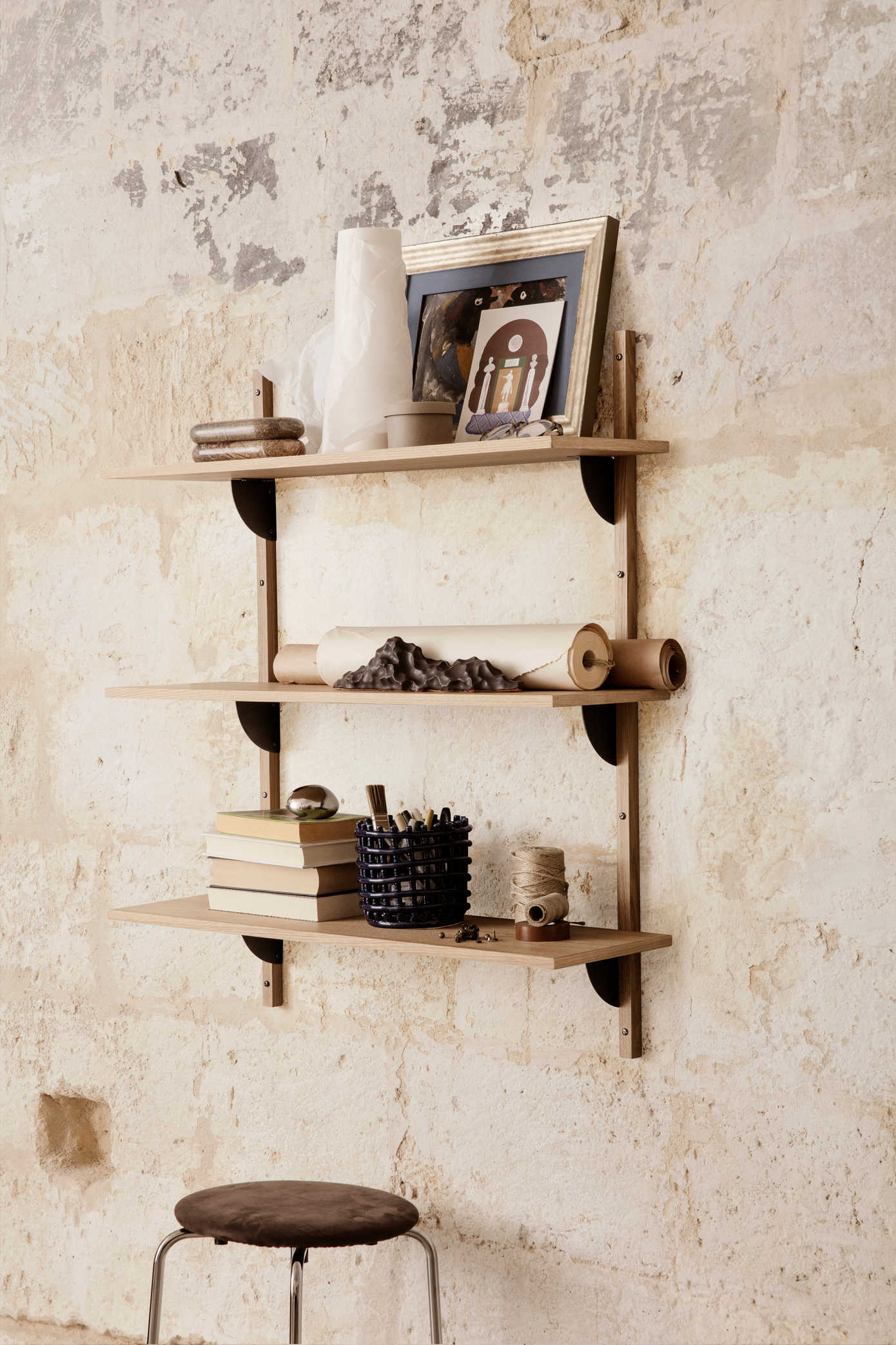Sector Shelf Tripple/Wide - Oak/Black Brass ferm LIVING FL-1103482859 FINICC