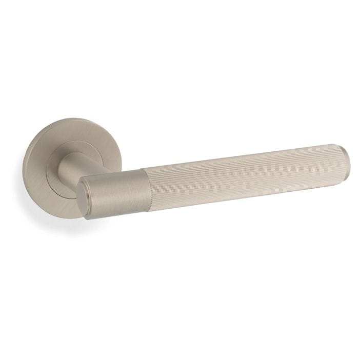 Spitfire Reeded | Dørhåndtag i Rustfrit Stål Finish Alexander & Wilks AW222SN-SET FINICC