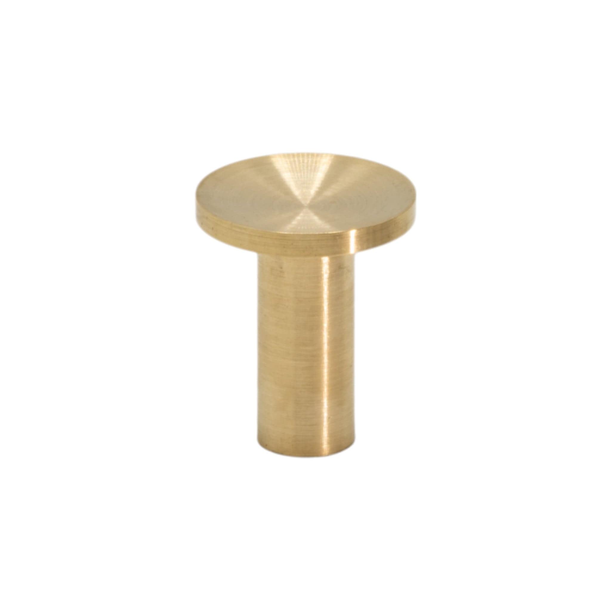 Sture | Knop i Børstet Messing uden Lak Ø 18 mm x D 22 mm Beslag Design 339371-11 FINICC