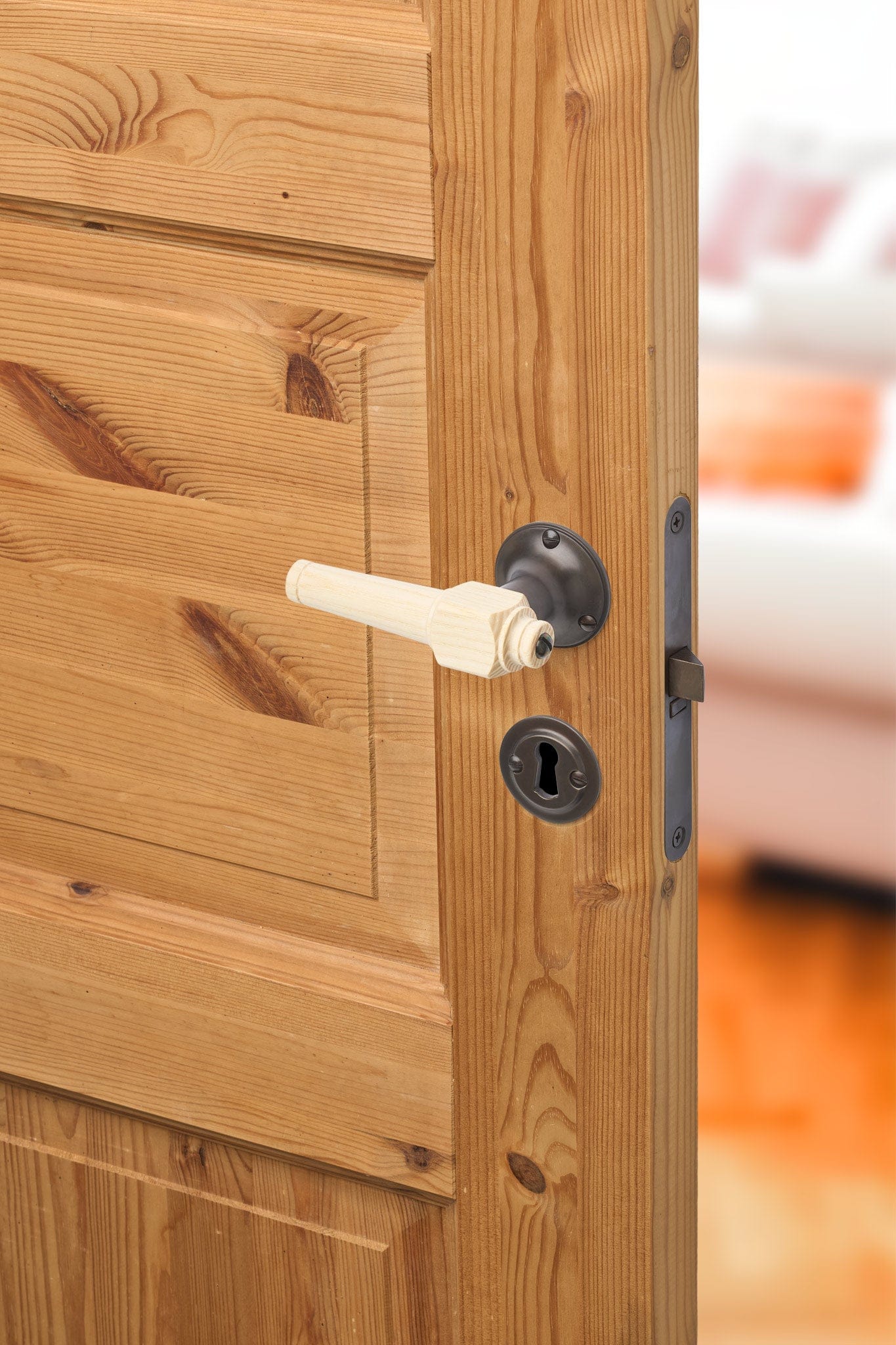 Svanemølle | Dørhåndtag i Asketræ med klassiske rosetter og nøgleskilte i Bruneret Messing L 111 mm (C/C 30 mm) Sibes SM-AS-1770-BB FINICC