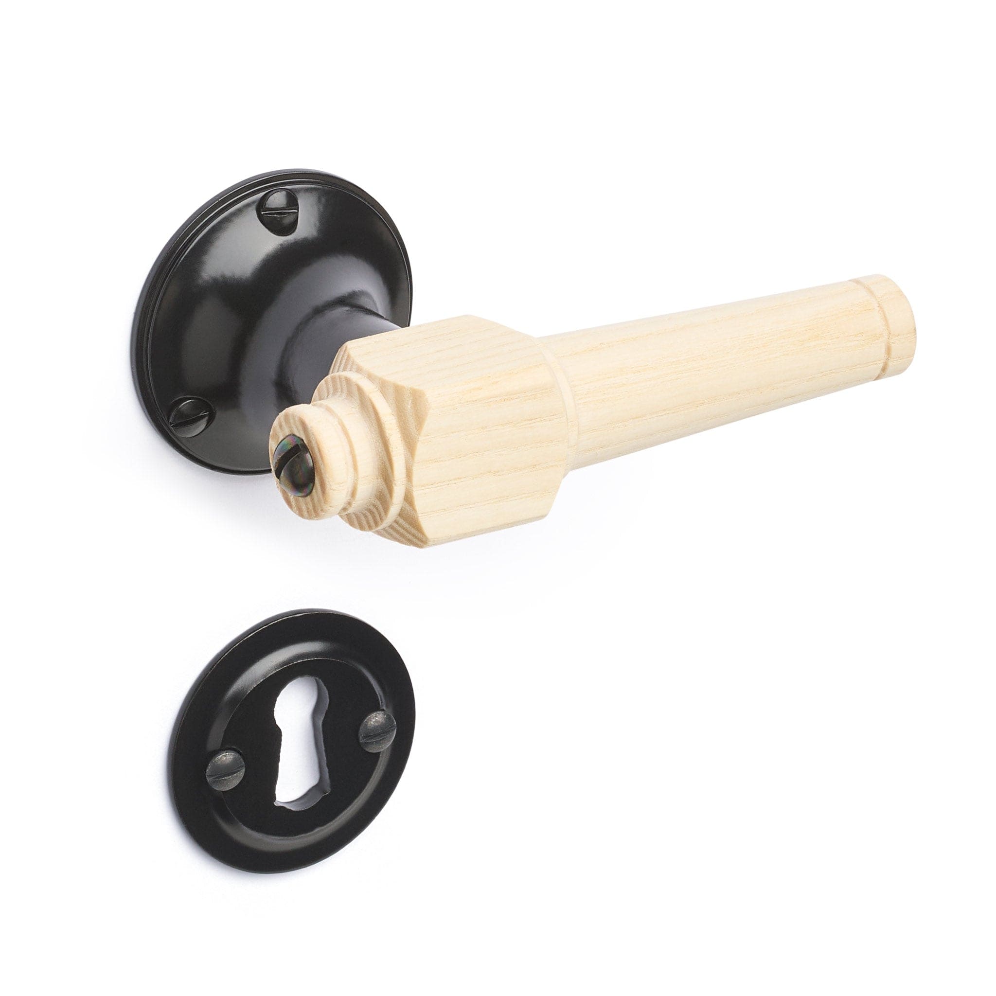 Svanemølle | Dørhåndtag i Asketræ med klassiske rosetter og nøgleskilte i Sortlakeret Messing L 111 mm (C/C 30 mm) Sibes SM-AS-1770-SO FINICC