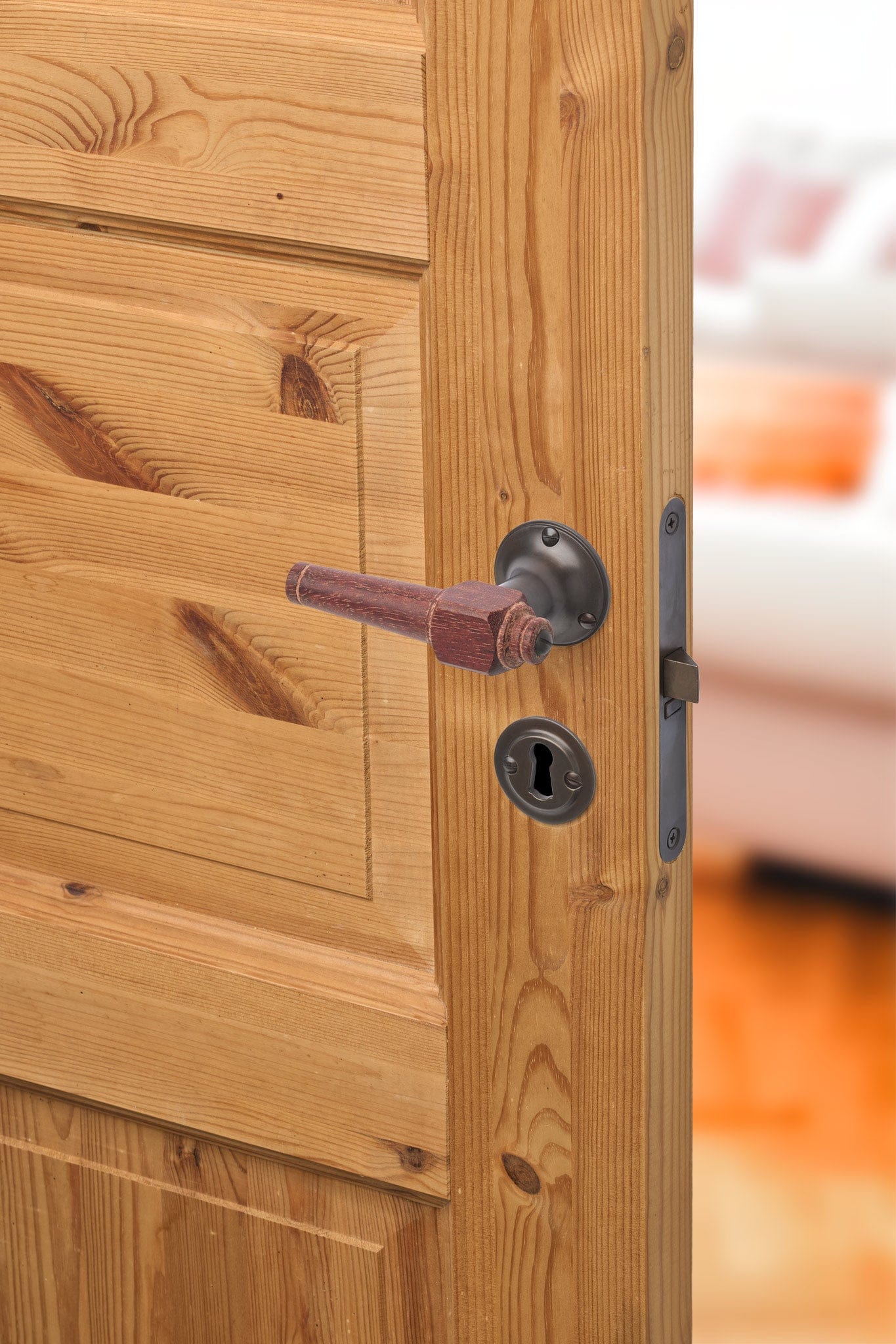 Svanemølle | Dørhåndtag i Mahogni træ med klassiske rosetter og nøgleskilte i Bruneret Messing L 111 mm (C/C 30 mm) Sibes SM-MA-1770-BB FINICC