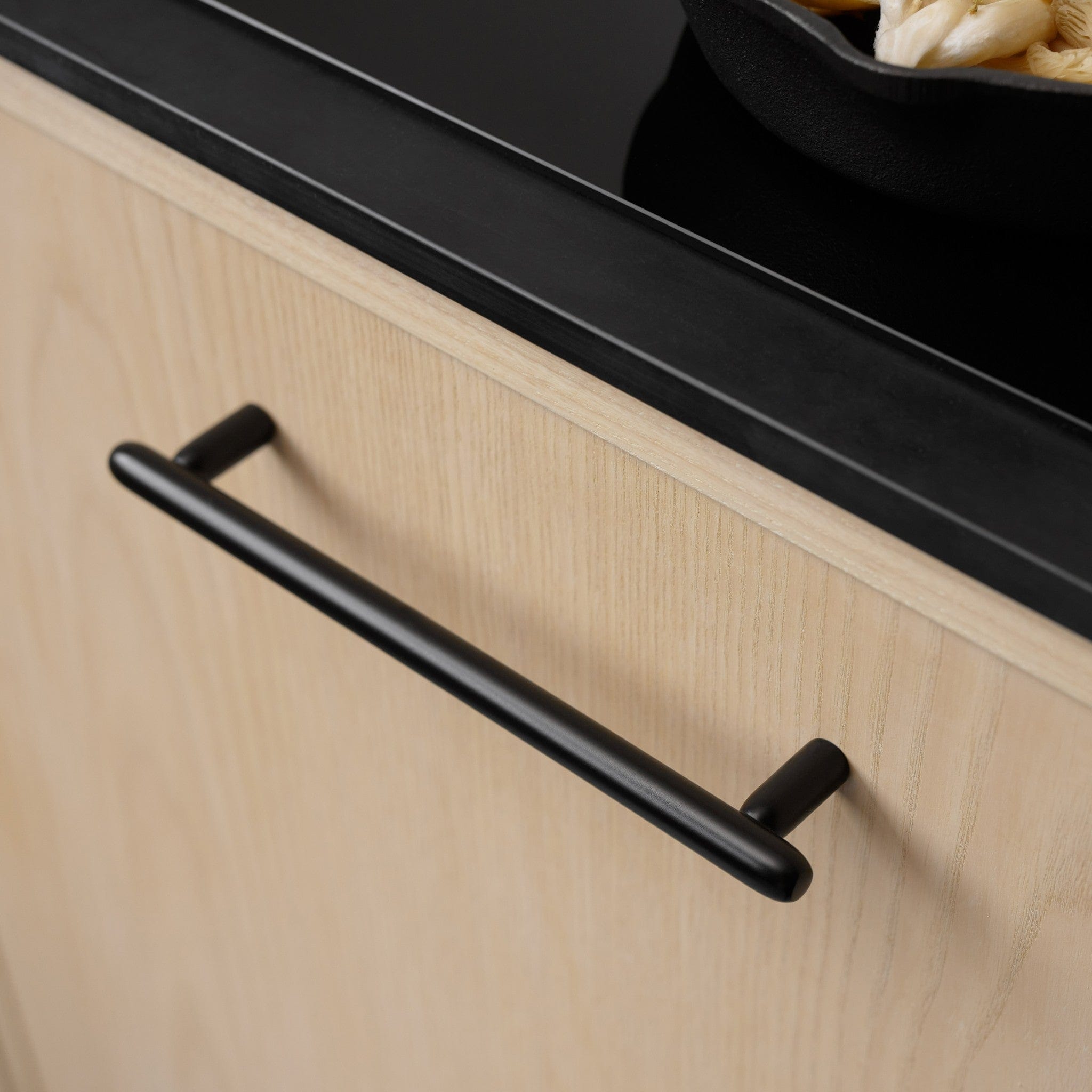 Tocco | Greb i Mat Sort L 192 mm (C/C 160 mm) Furnipart FINICC