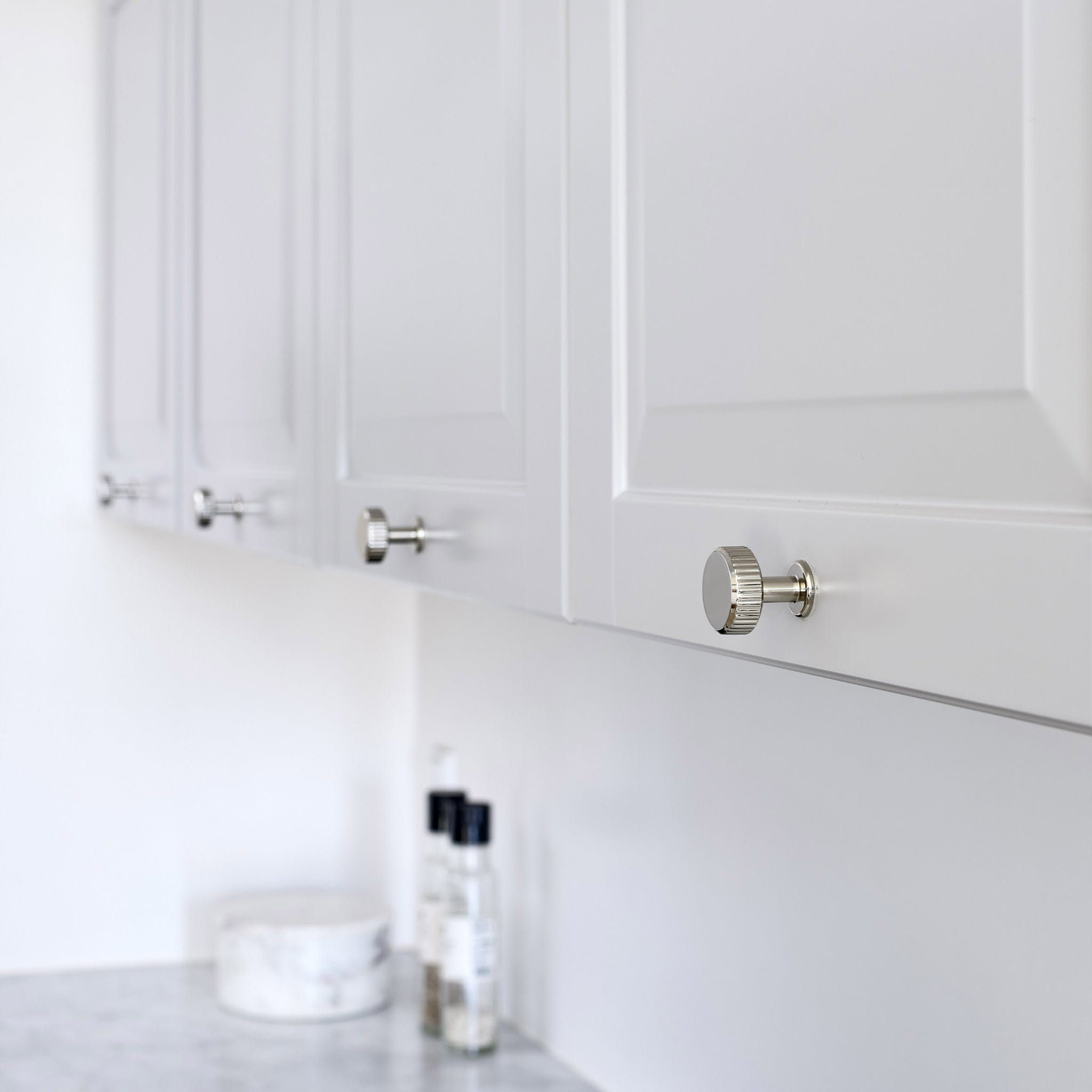 Villa Round | Knop i Blank Nikkel Ø 30 mm x D 20 mm Furnipart FINICC