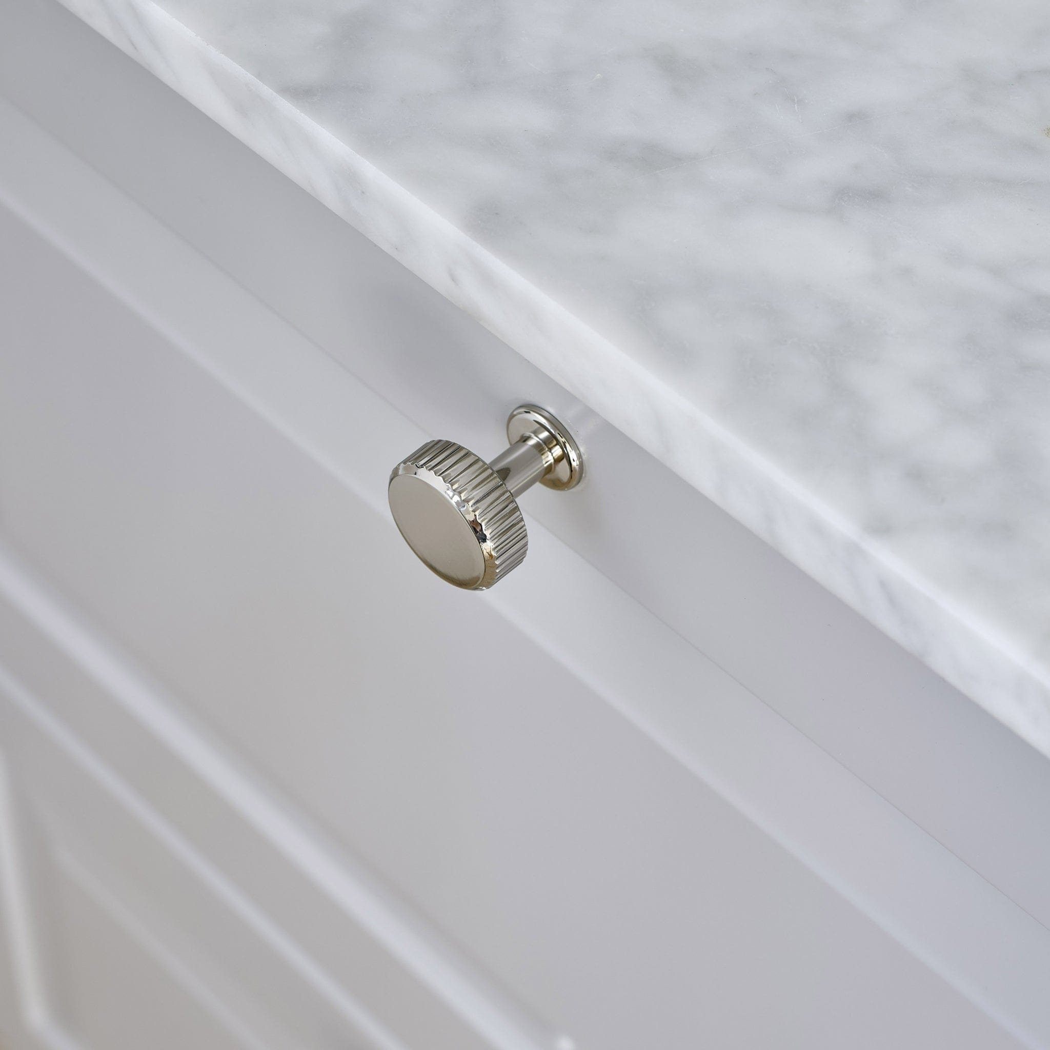 Villa Round | Knop i Blank Nikkel Ø 30 mm x D 20 mm Furnipart FINICC