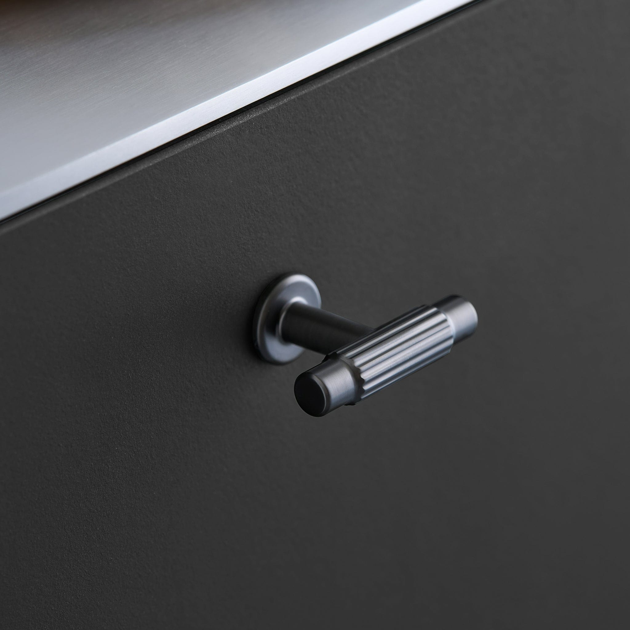 Villa T-Bar | Greb/Knop i Mat Grå L 50 mm x D 34 mm Furnipart FP-553030050-74 FINICC