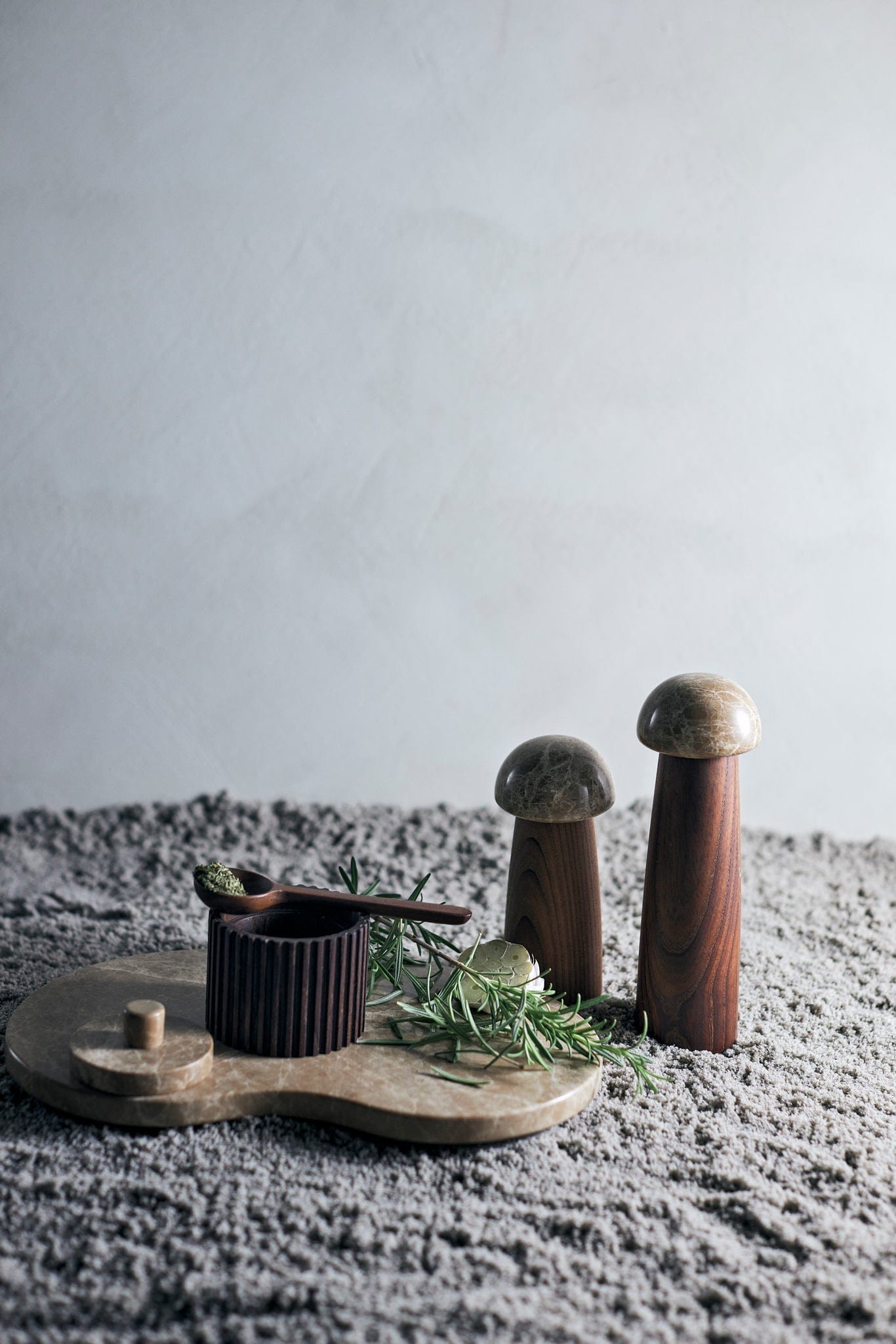 Yami | Salt & Peber Sæt i Brun Ask (Stor model - 1 stk) Muubs MU-9440002108 FINICC