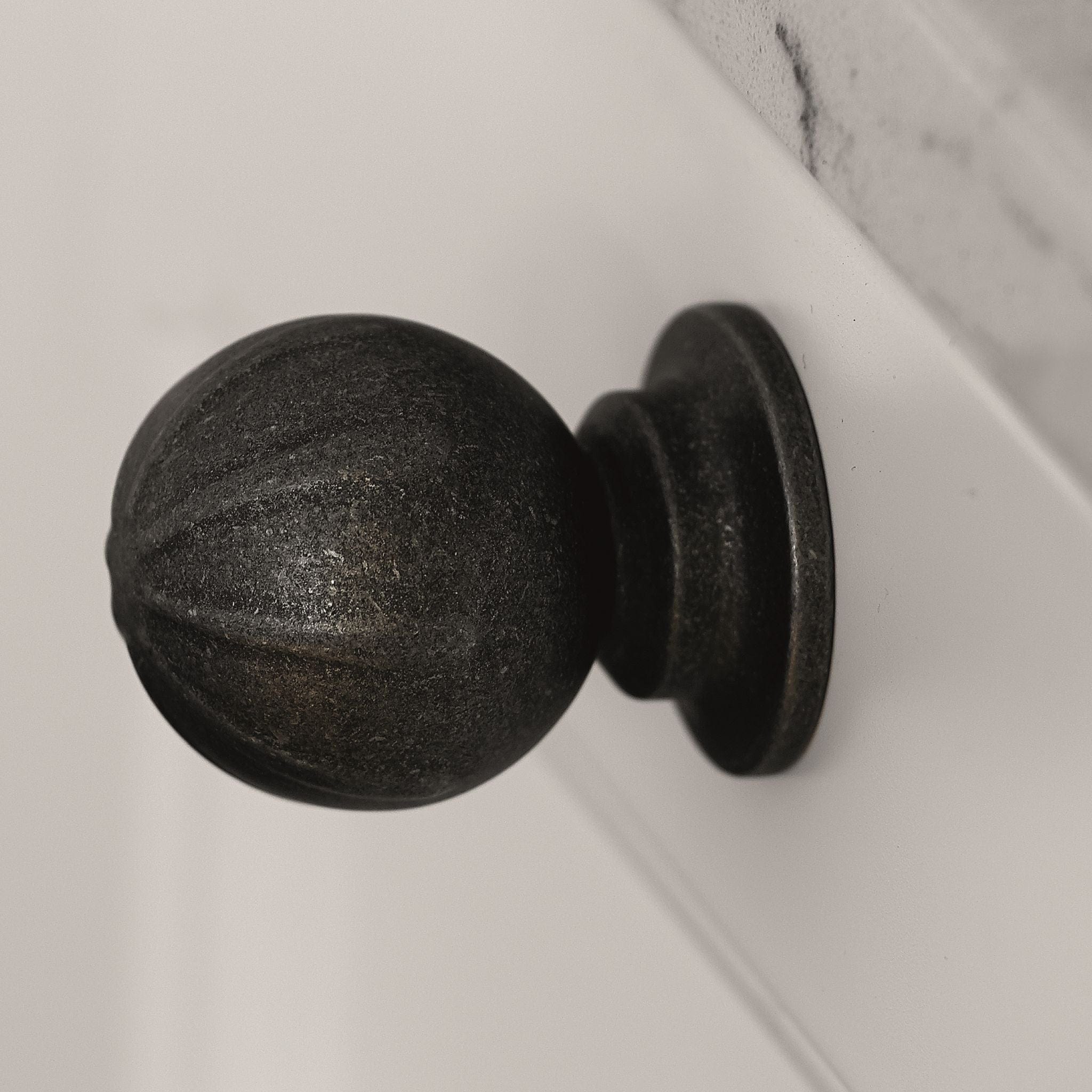 Banister | Knop i Antik Brun Ø 33,2 mm Furnipart FINICC