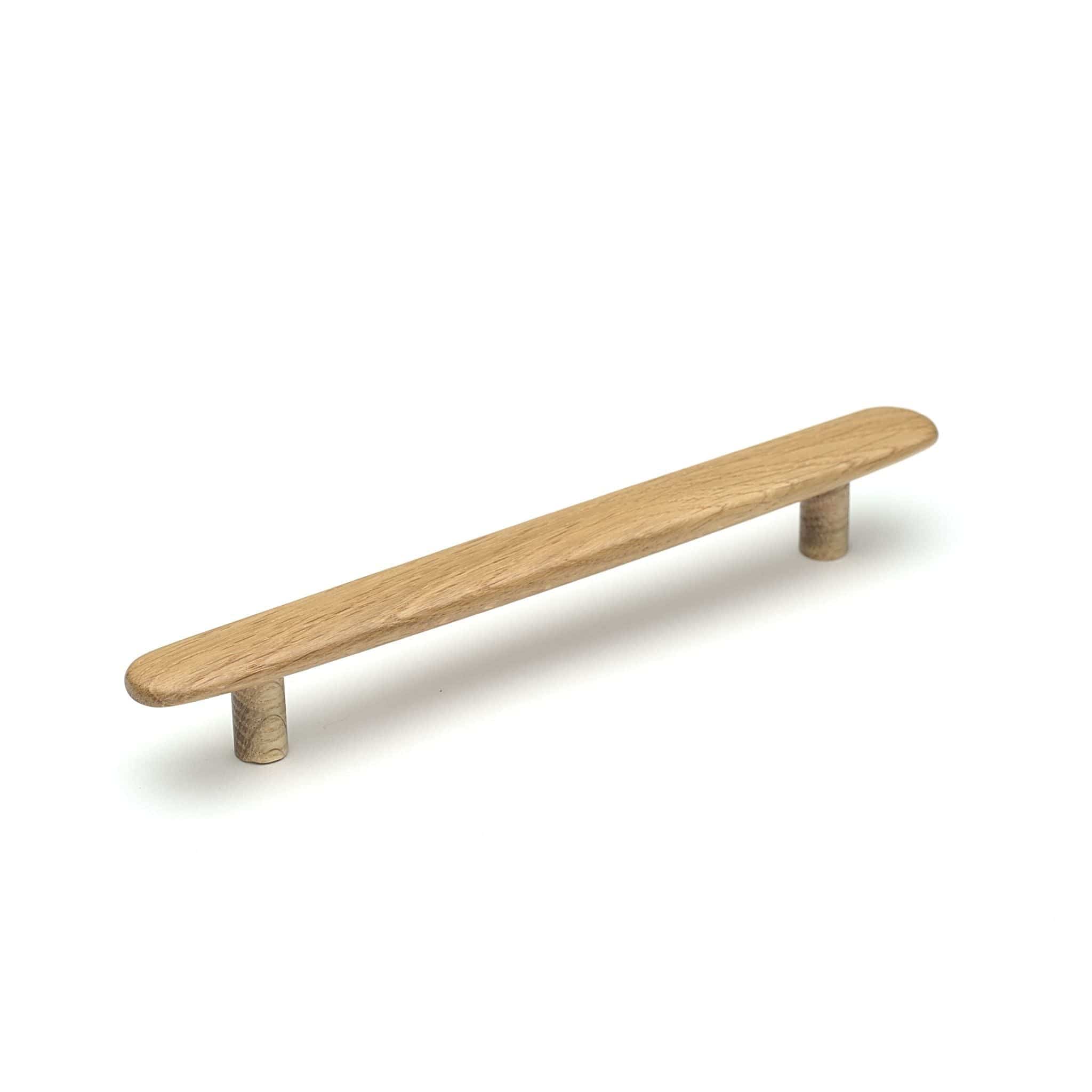Brutus | Greb i Lakeret Eg L 224 mm (C/C 160 mm) Vonsild FINICC