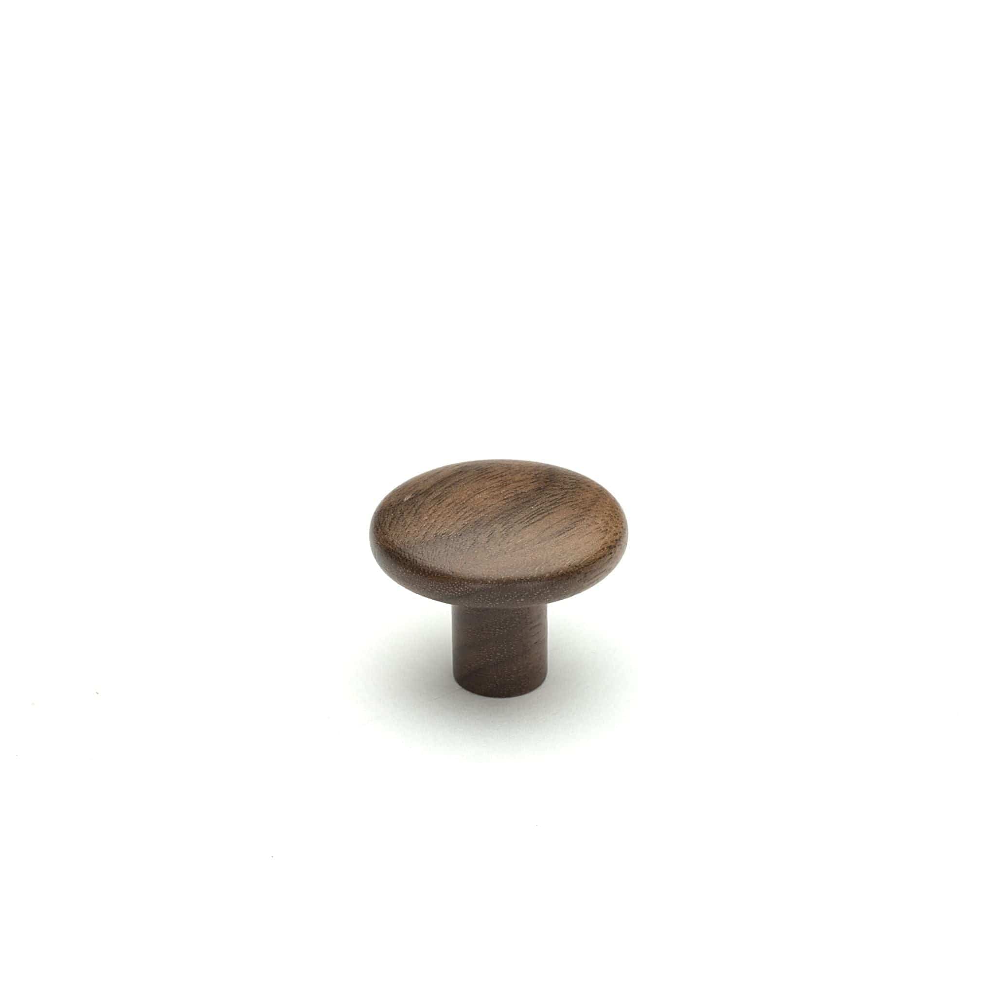 Brutus | Møbelknop eller Knage i Lakeret Valnød Ø 32 mm x D 25 mm Vonsild FINICC