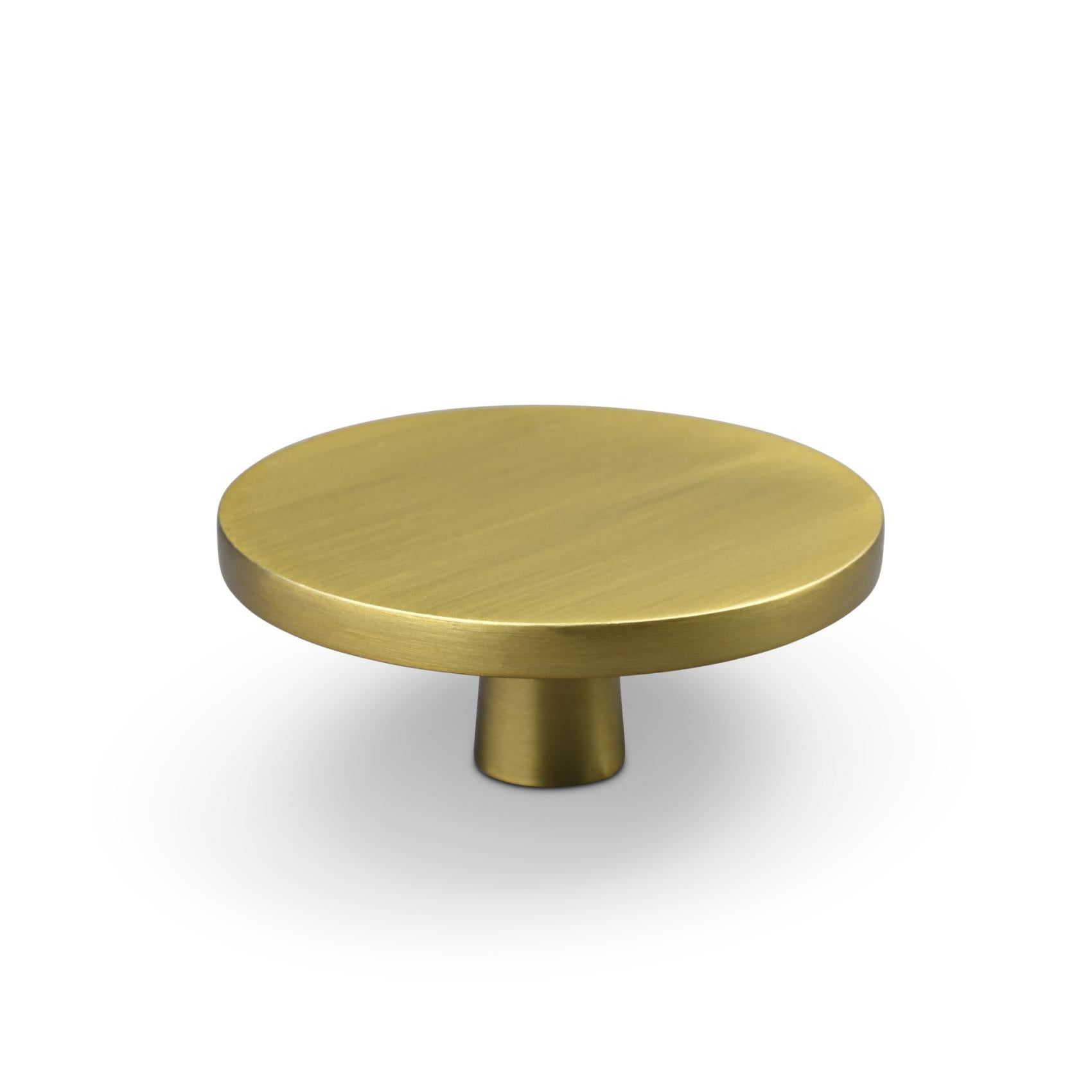 Garda | Knop i Mat Messing Ø 60 mm x D 25 mm Theofils FINICC