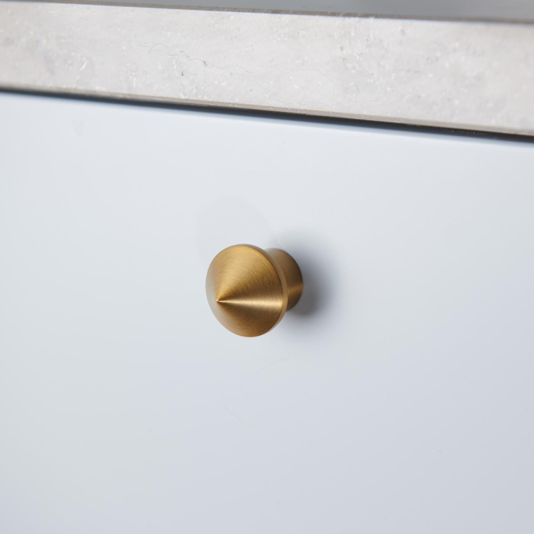 Lysekil | Knop i Mat Messing | 2 stk Ø 30 mm x D 33 mm Twentytwo FINICC