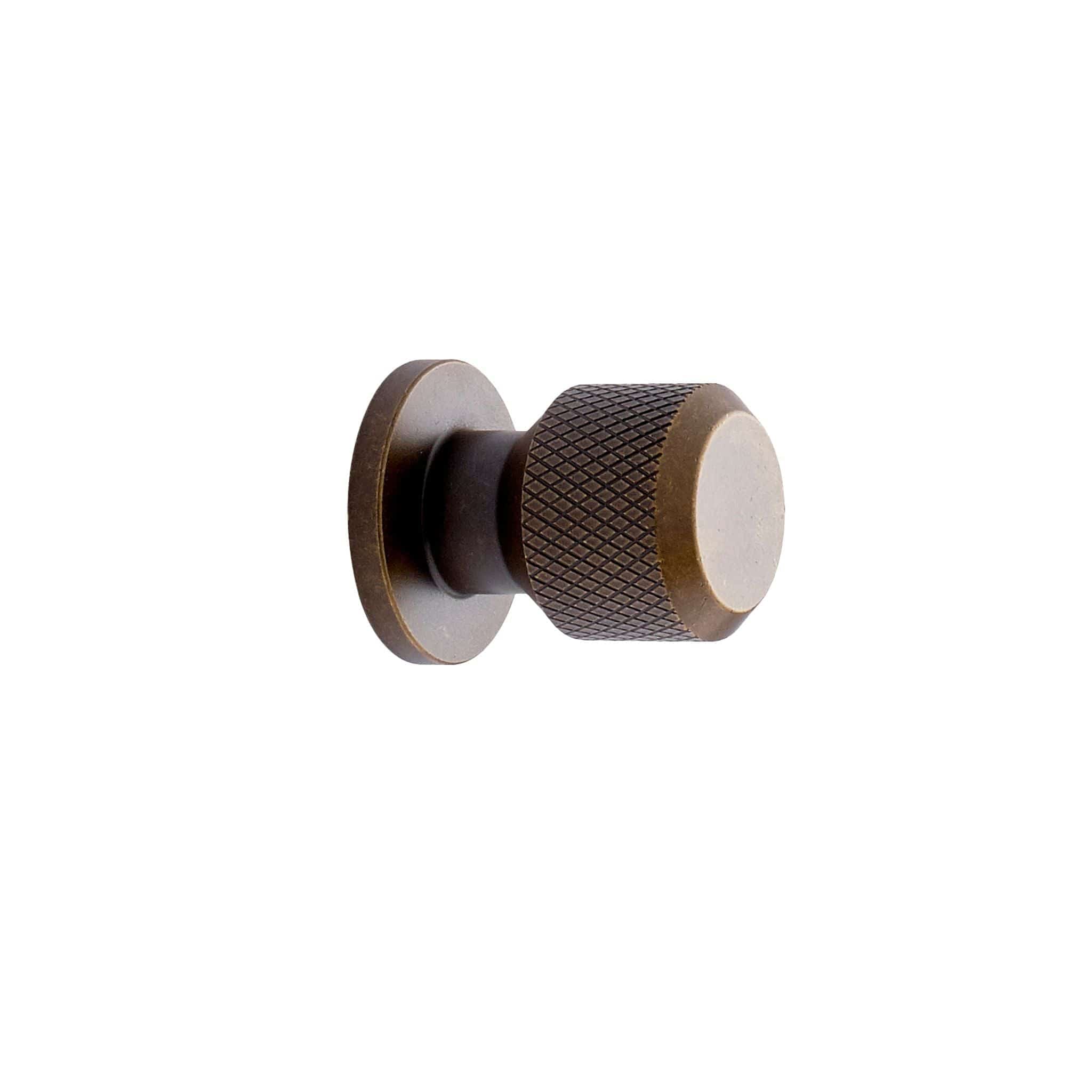 Manor Round | Knop i Antik Messing Ø 30 mm Furnipart FP-549220025-39 FINICC