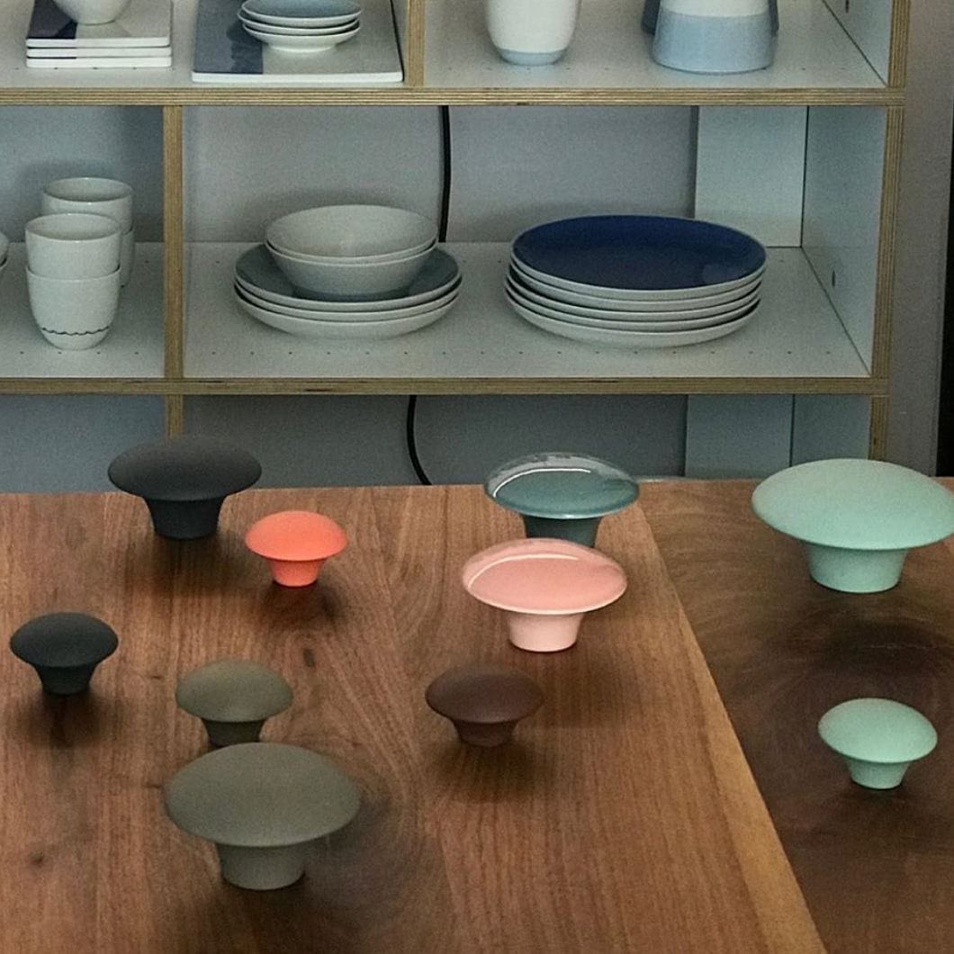 Mat Black | Møbelknop eller Knage i Porcelæn / Mat Sort Anne Black FINICC
