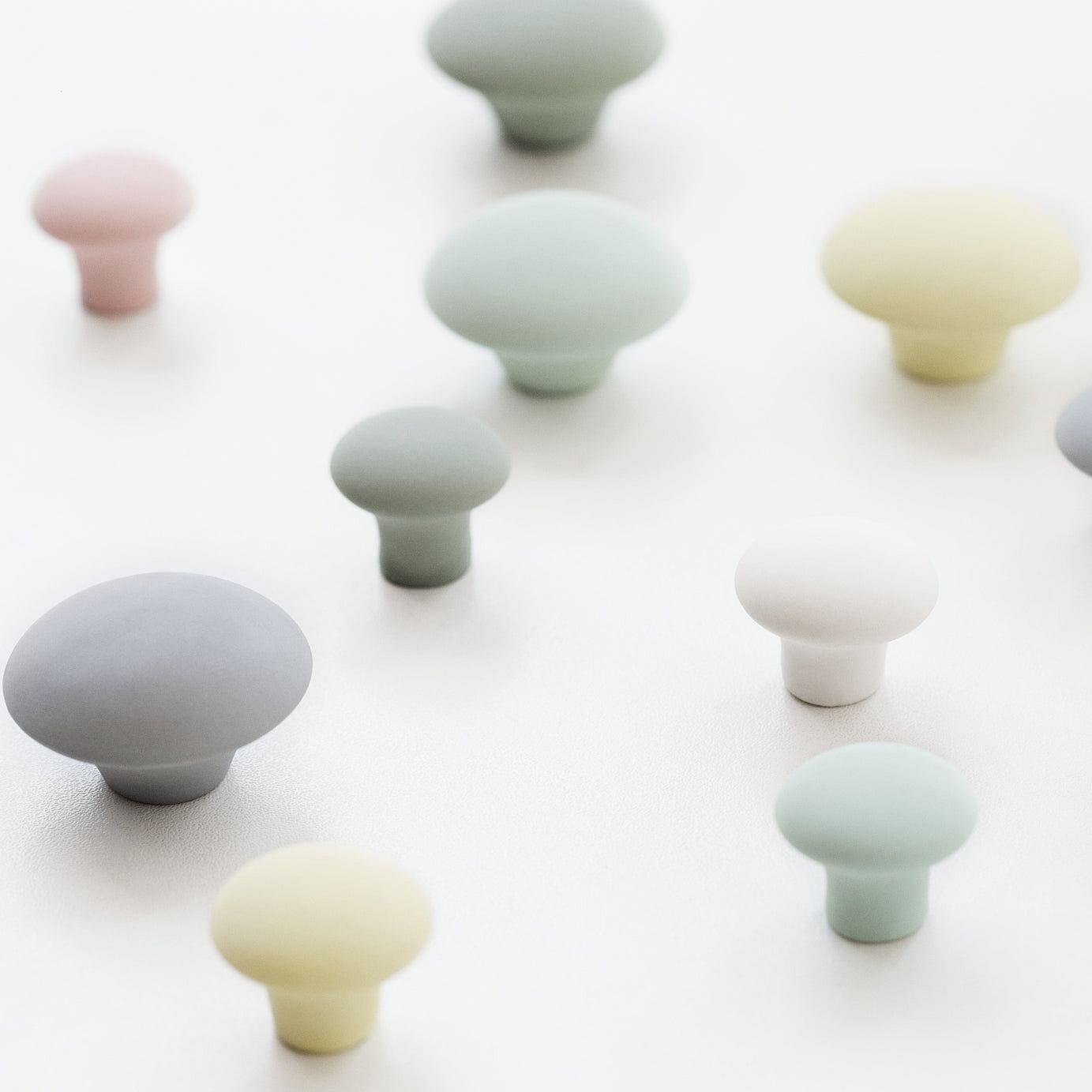 Mat White | Møbelknop eller Knage i Porcelæn / Mat Hvid Anne Black FINICC