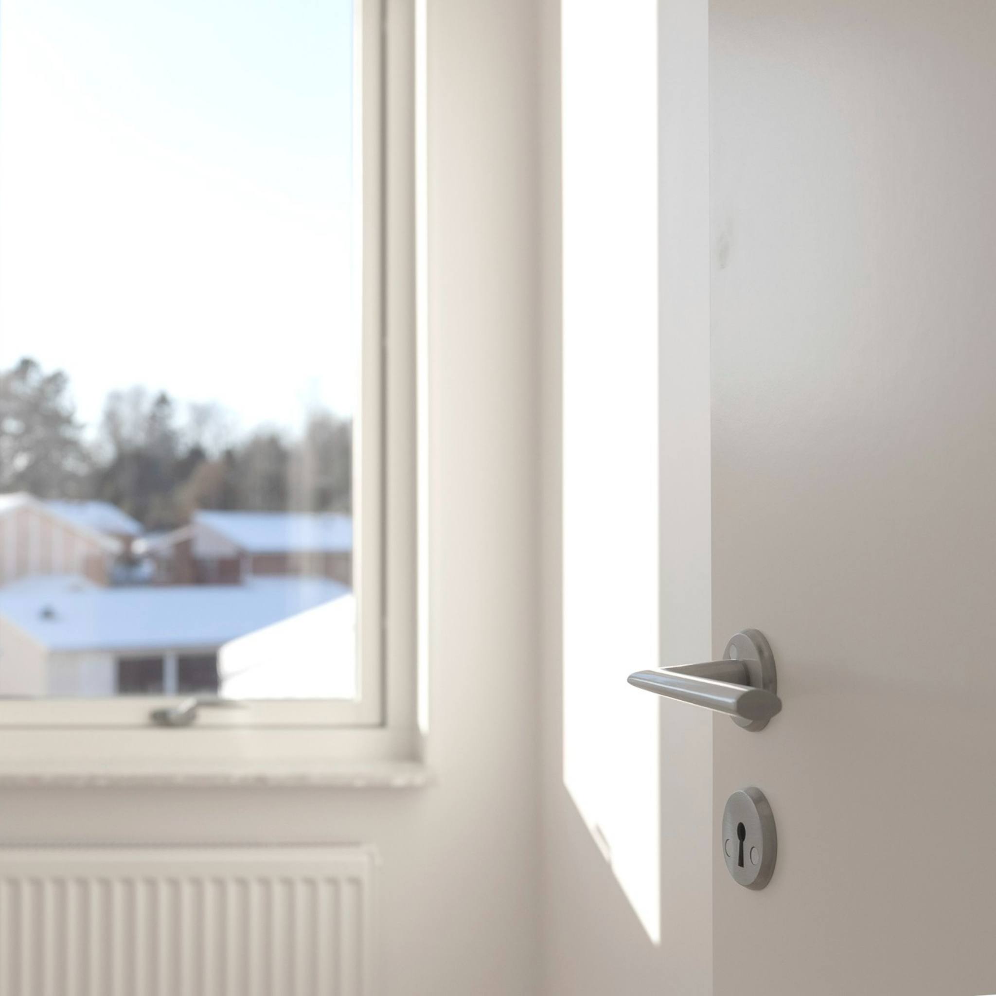 Miami | Dørhåndtag i Børstet Aluminium inkl nøgleskilte L 118 mm (C/C 30 mm) Habo HB-18683 FINICC