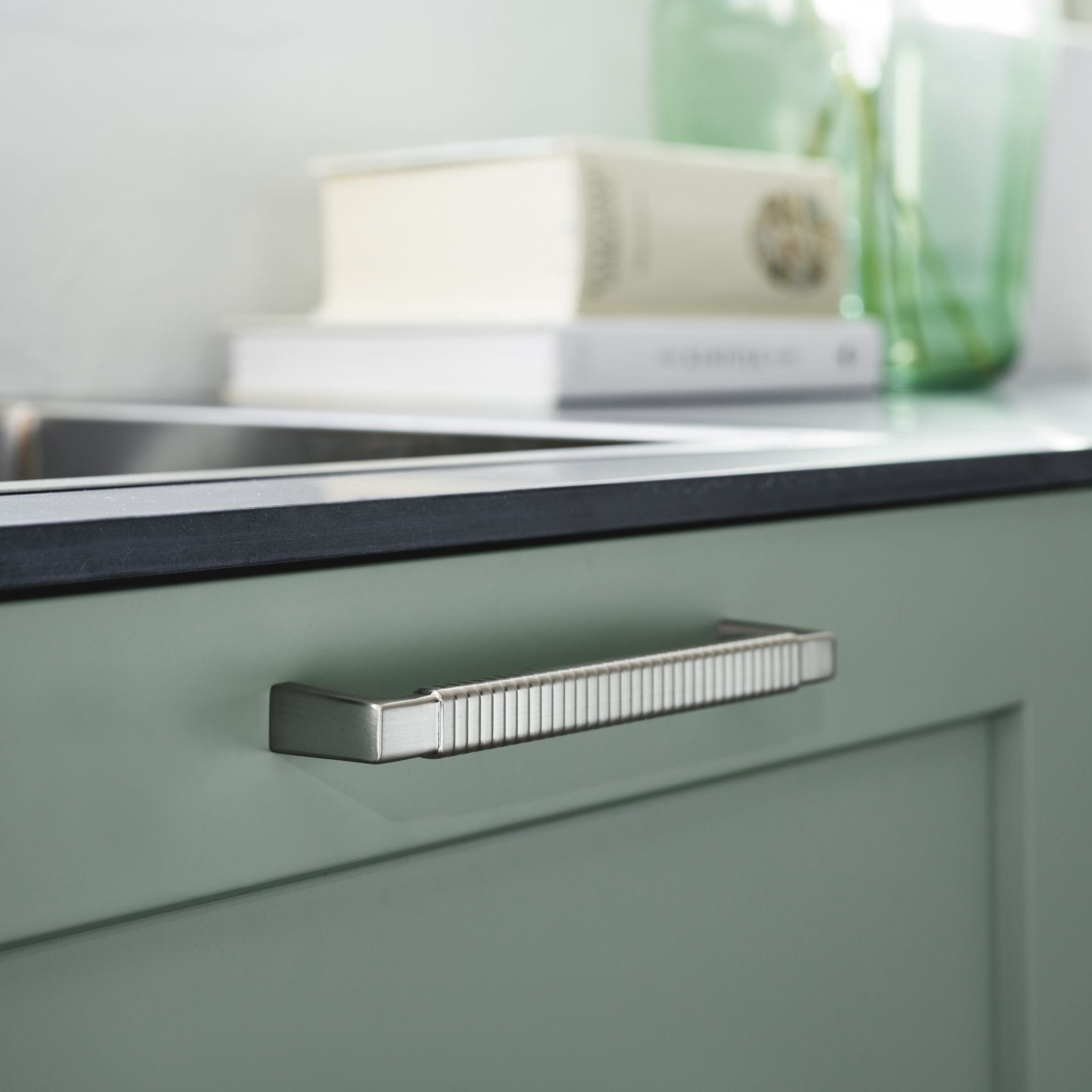 Rattan | Greb i Rustfrit Stål Finish L 168 mm (C/C: 160 mm) Furnipart FP-549920160-66 FINICC