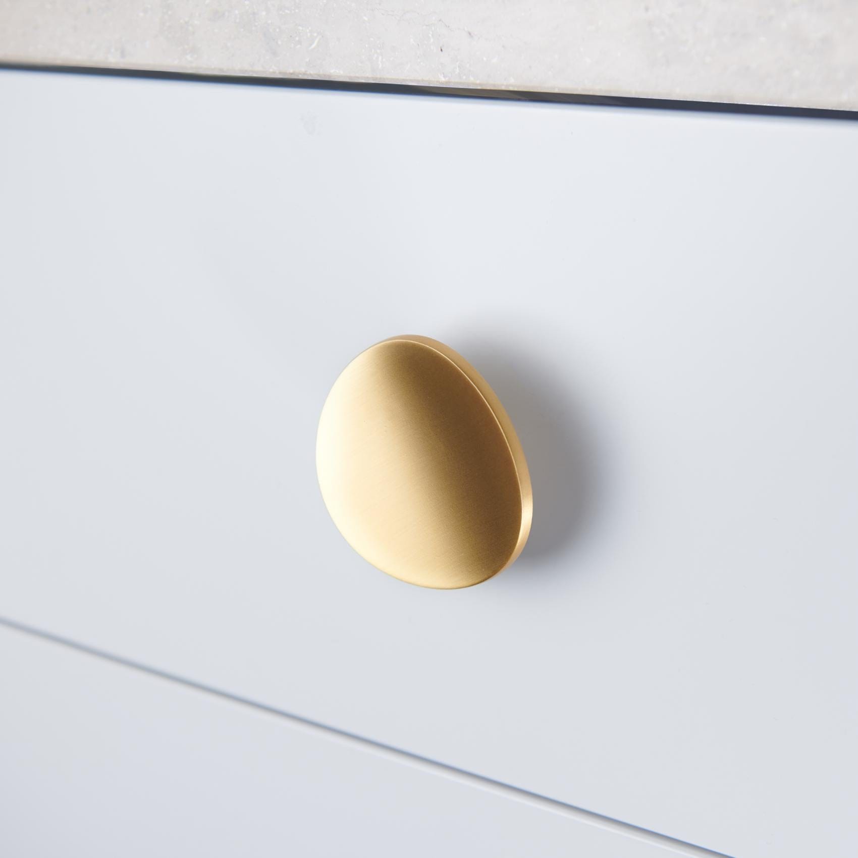 Särö | Knop i Mat Messing | 2 stk Ø 70 mm x D 30 mm Twentytwo FINICC