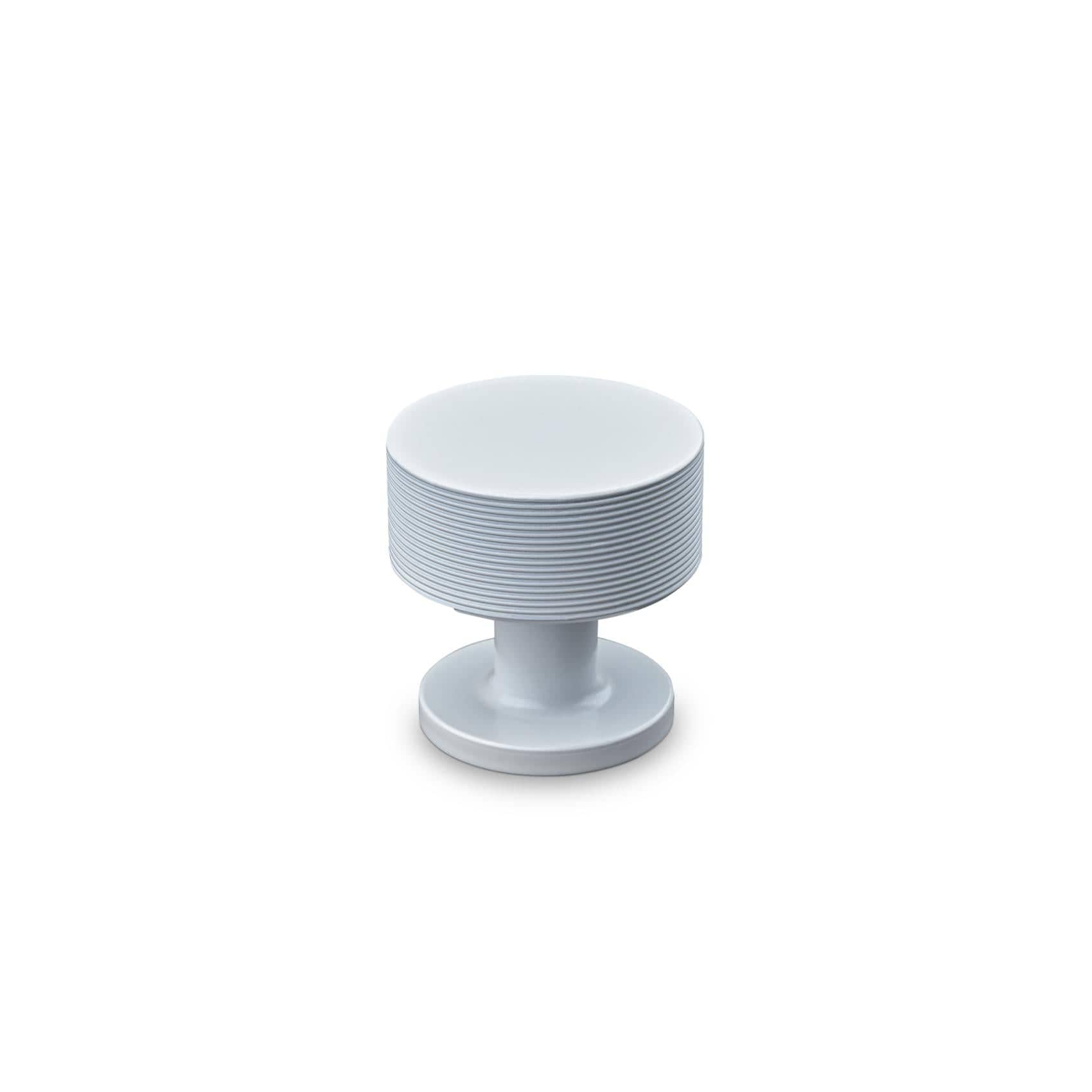 Sassari Stripe | Knop i Mat Hvid Ø 30 mm x D 30 mm Theofils FINICC