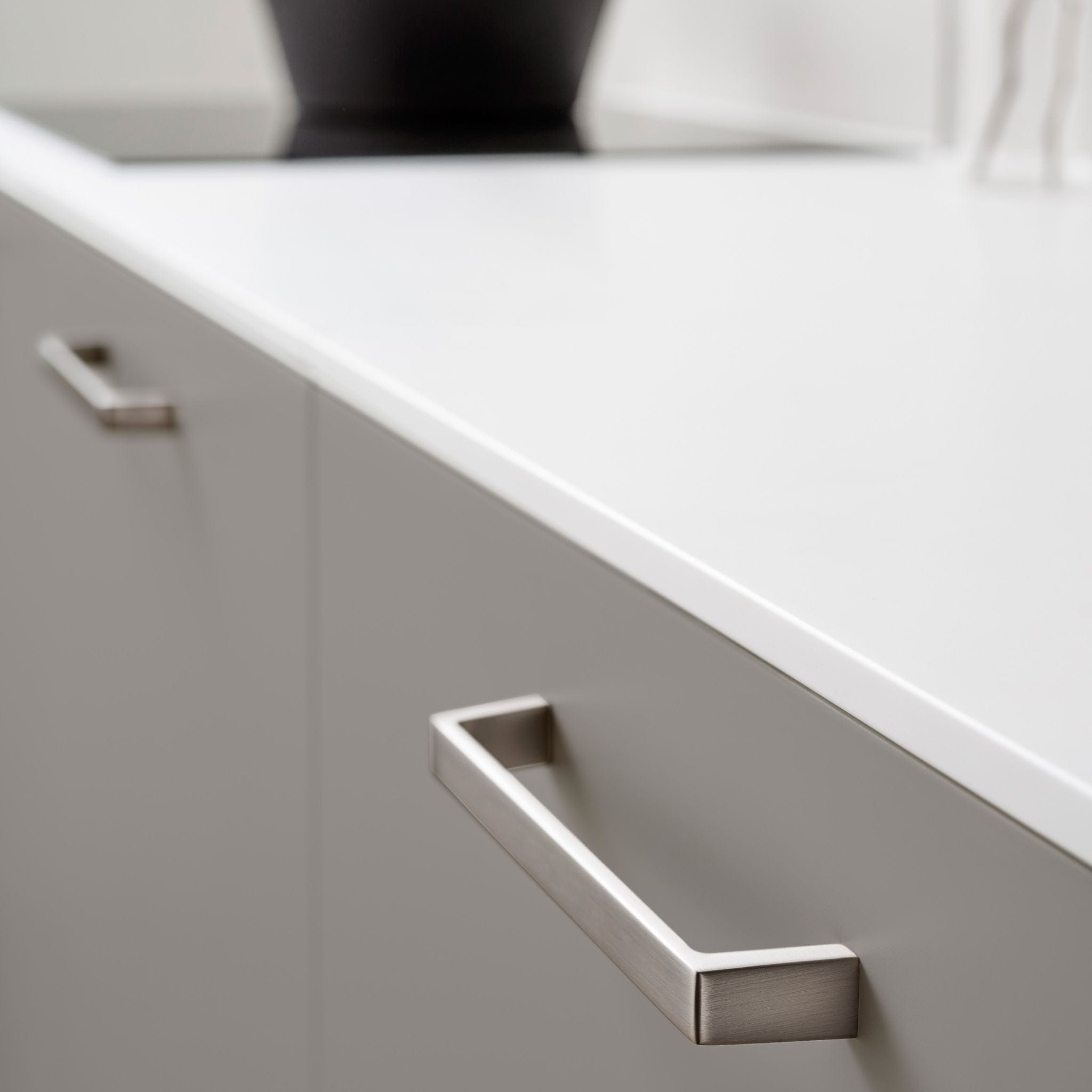 Seam | Greb i Rustfrit Stål Finish Furnipart FINICC