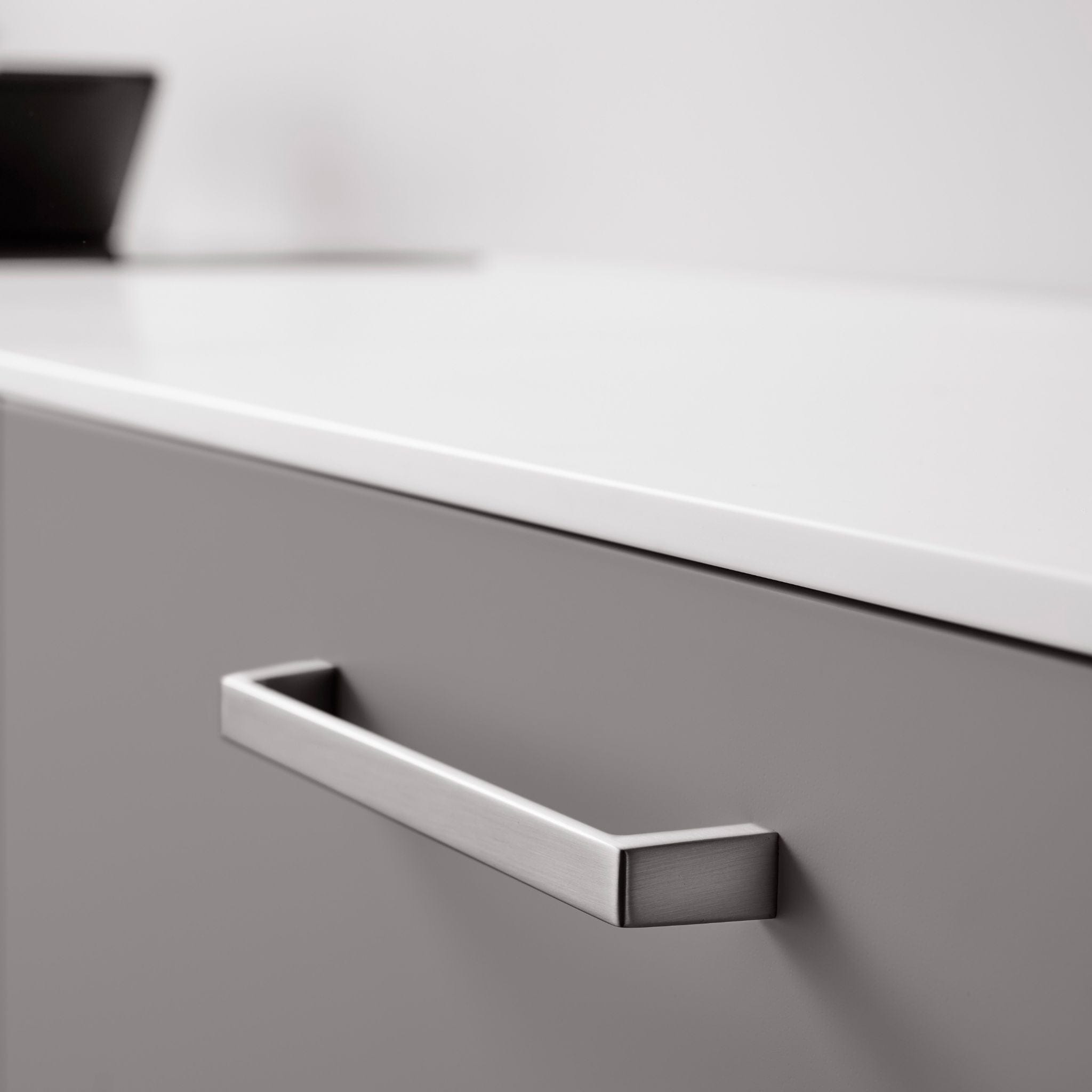 Seam | Greb i Rustfrit Stål Finish Furnipart FINICC