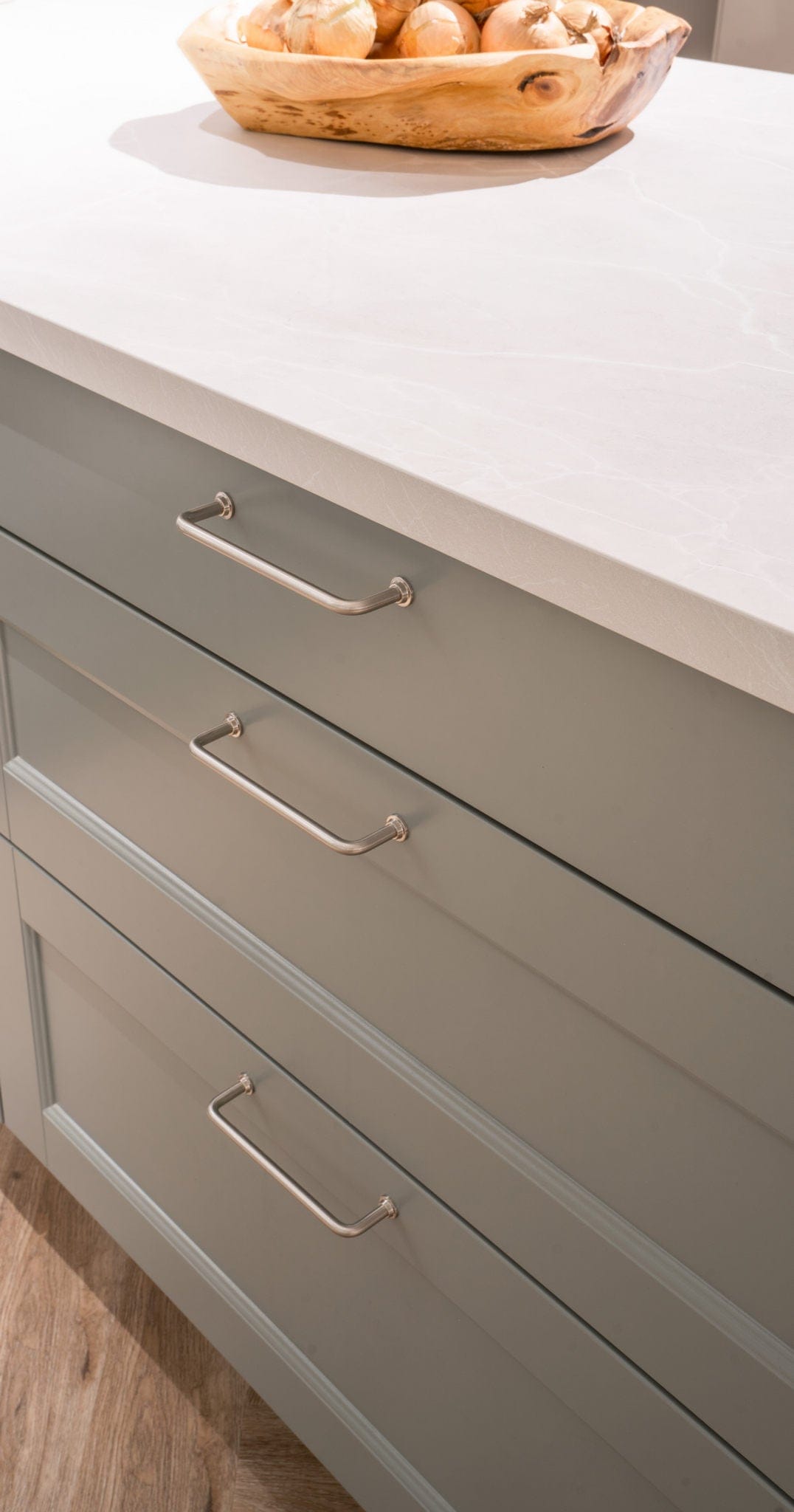 1353 | Greb i Blank Nikkel - 2025 model Beslag Design FINICC