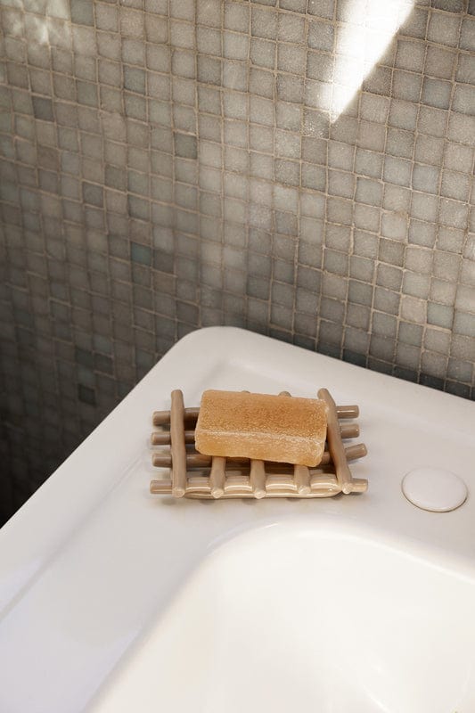 Ceramic | Sæbeskål i Cashmere L 145 mm x B 100 mm ferm LIVING FL-1104266322 FINICC