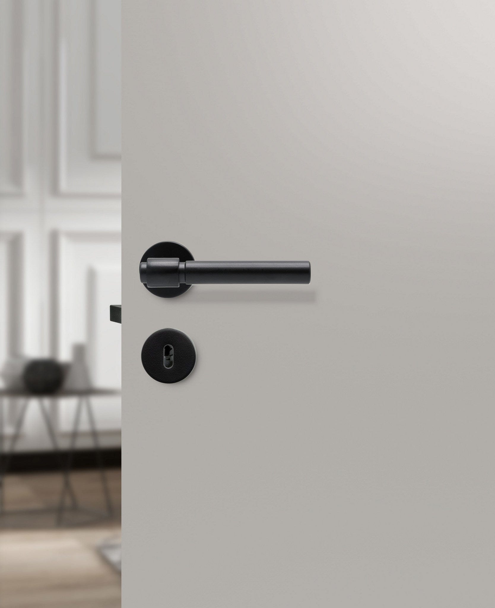 Helix Plain | Dørhåndtag i Mat Sort L 150 mm (C/C 30 mm) Beslag Design 752015-41 FINICC