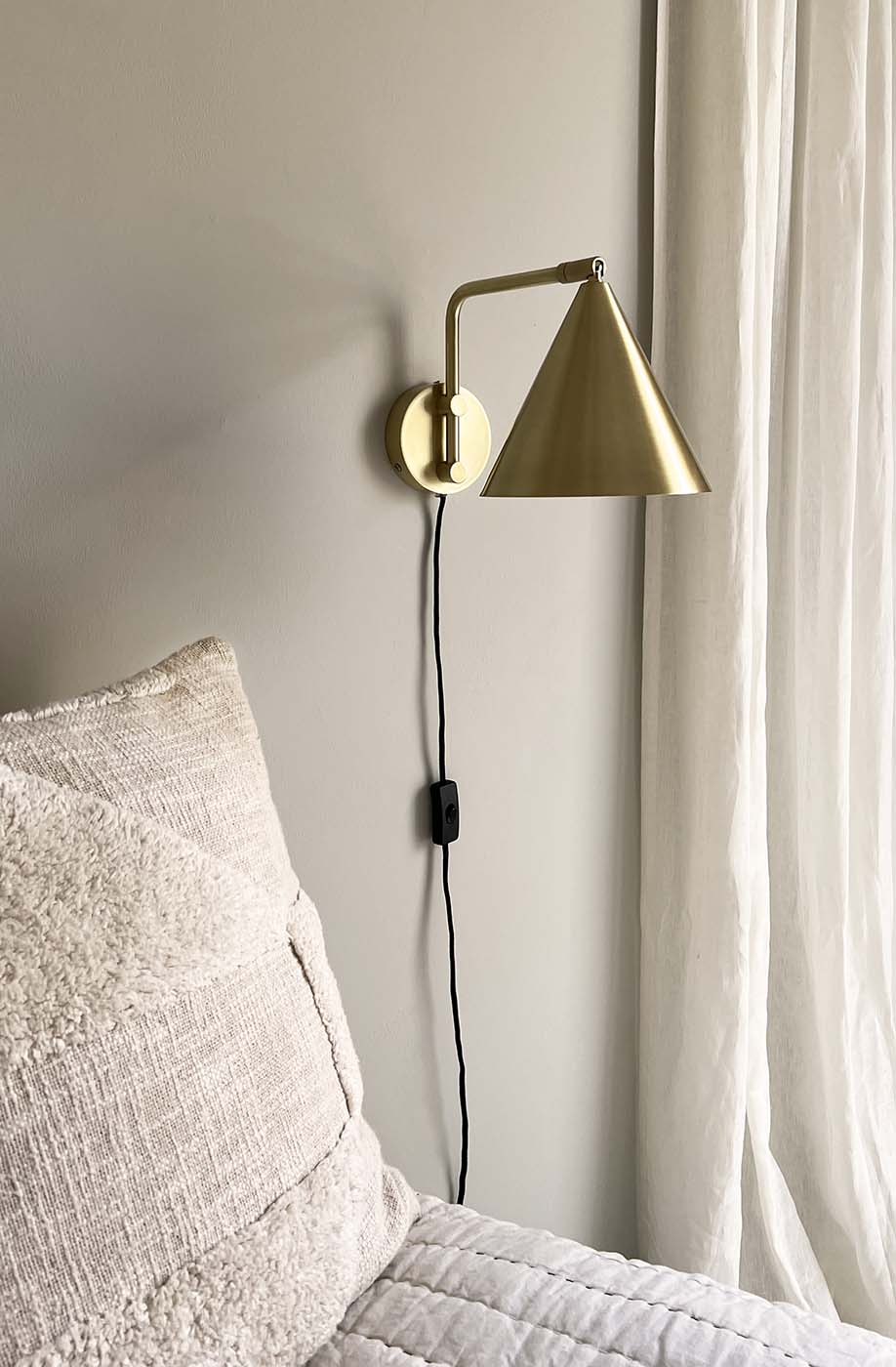 Más | Væglampe i Messing - small L 32 cm x B 18 cm MOUD home MH-211907 FINICC