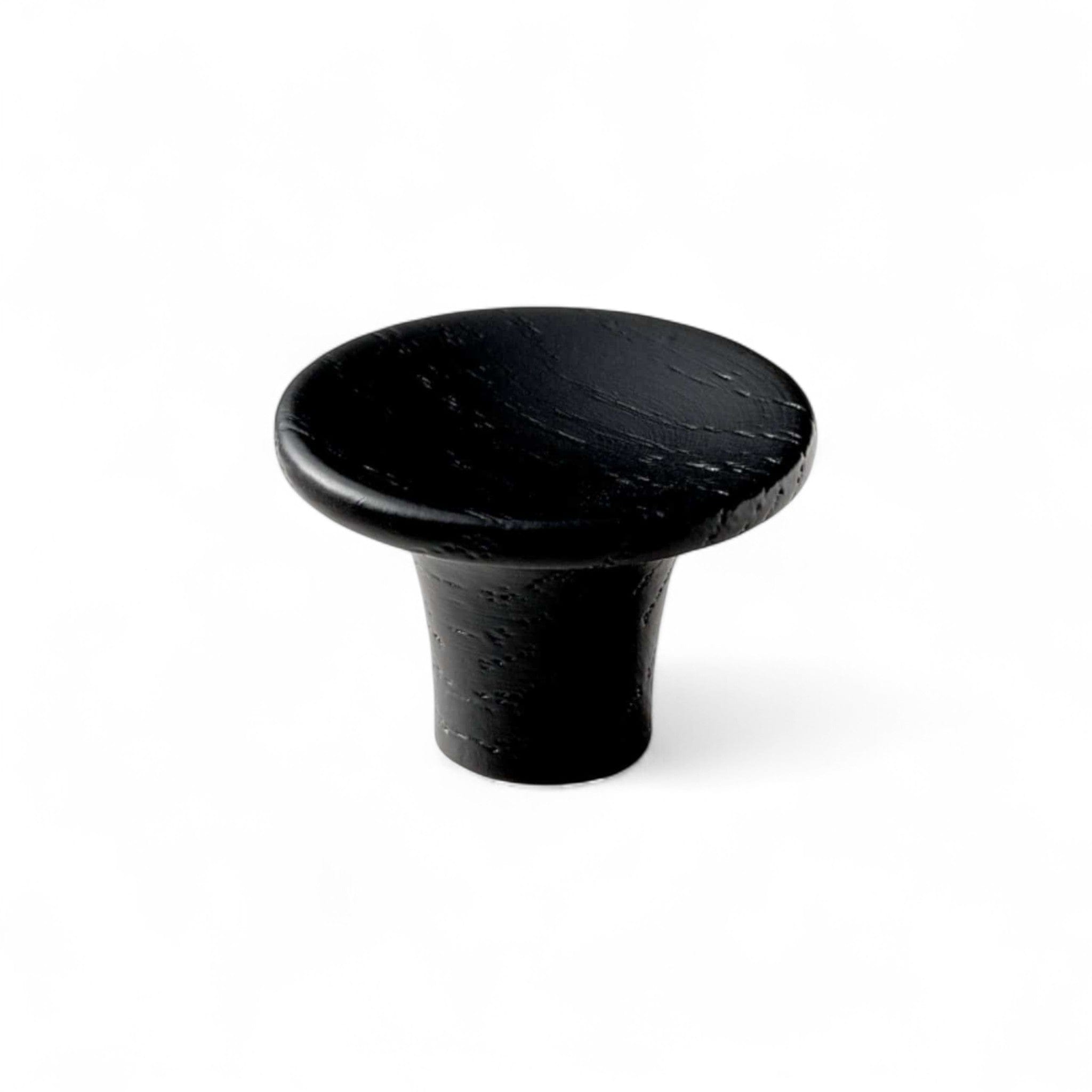 Tuba | Knop i Sortbejdset Træ Ø 28 mm x D 19 mm Vonsild VS-109120028-994 FINICC